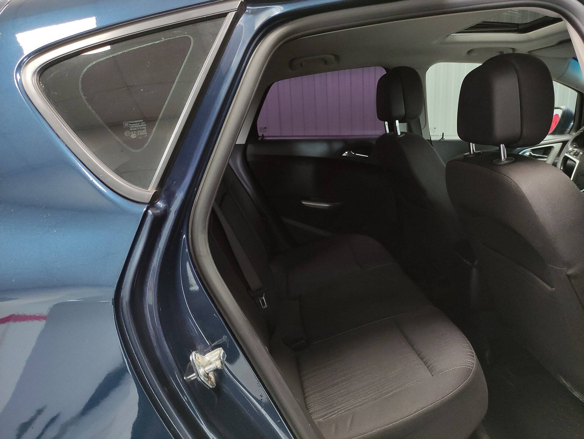Opel Astra, J 2011