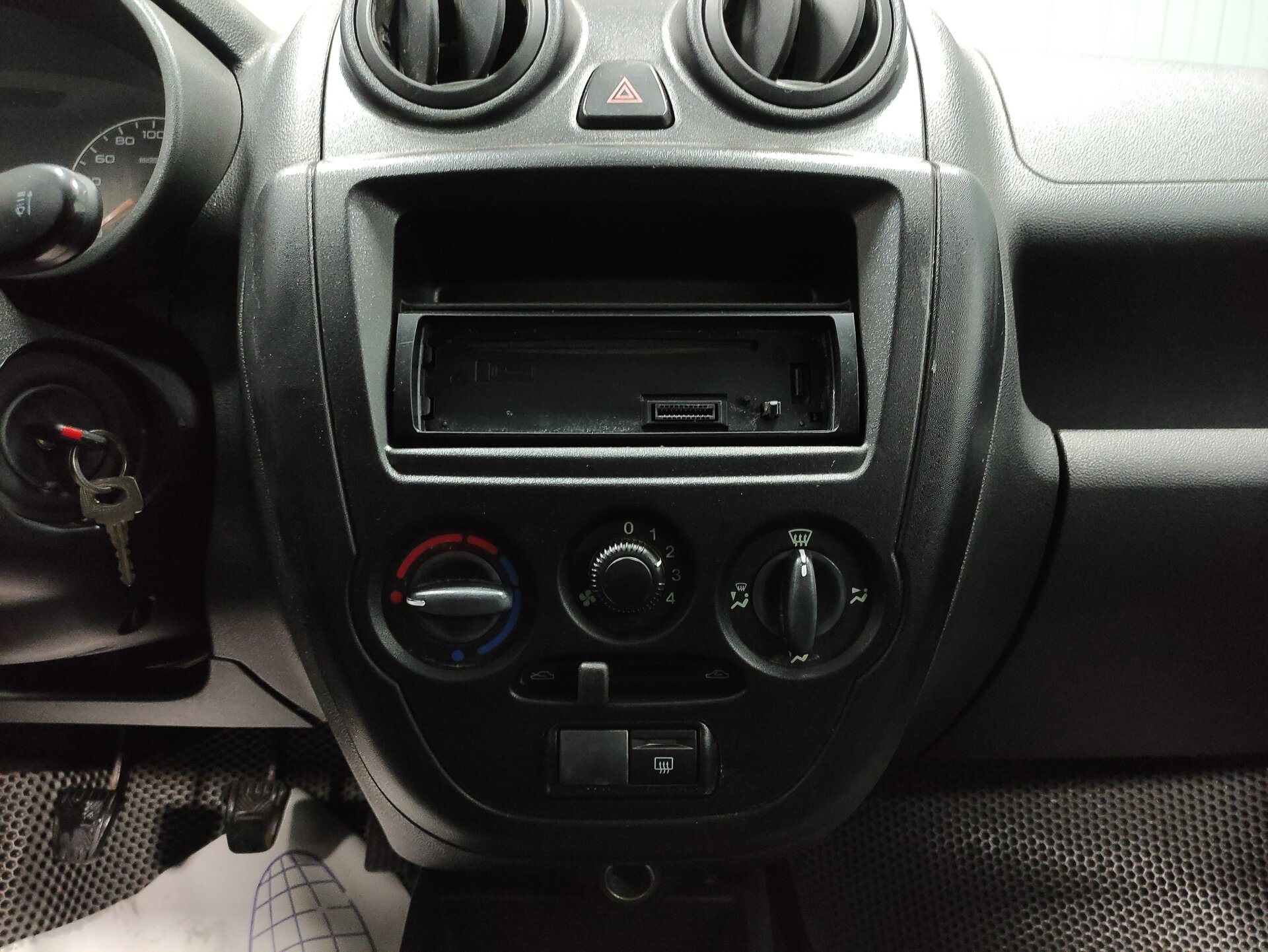 Lada (ВАЗ) Granta, I 2015