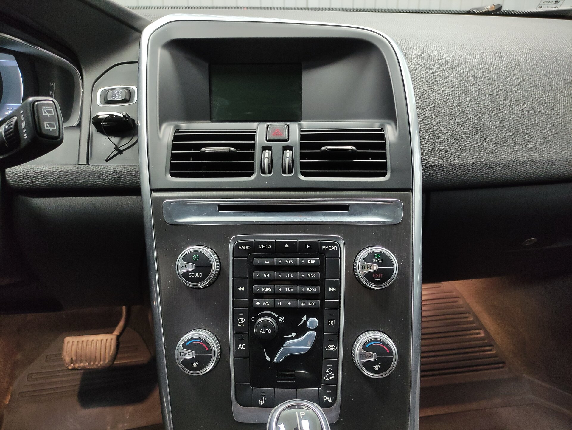 Volvo XC60, I Рестайлинг 2015 Volvo XC60, I Рестайлинг 2015