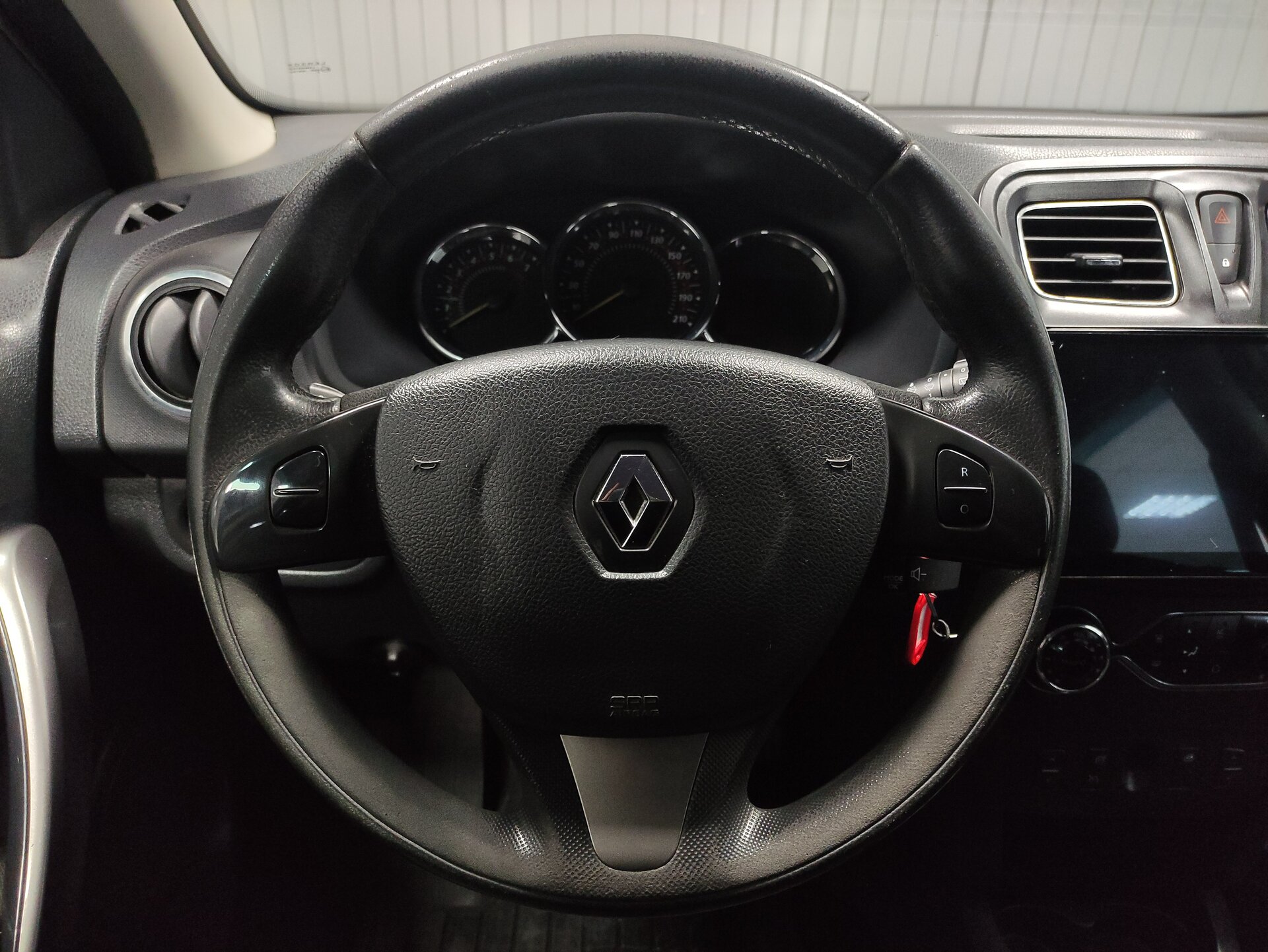 Renault Sandero, II 2015