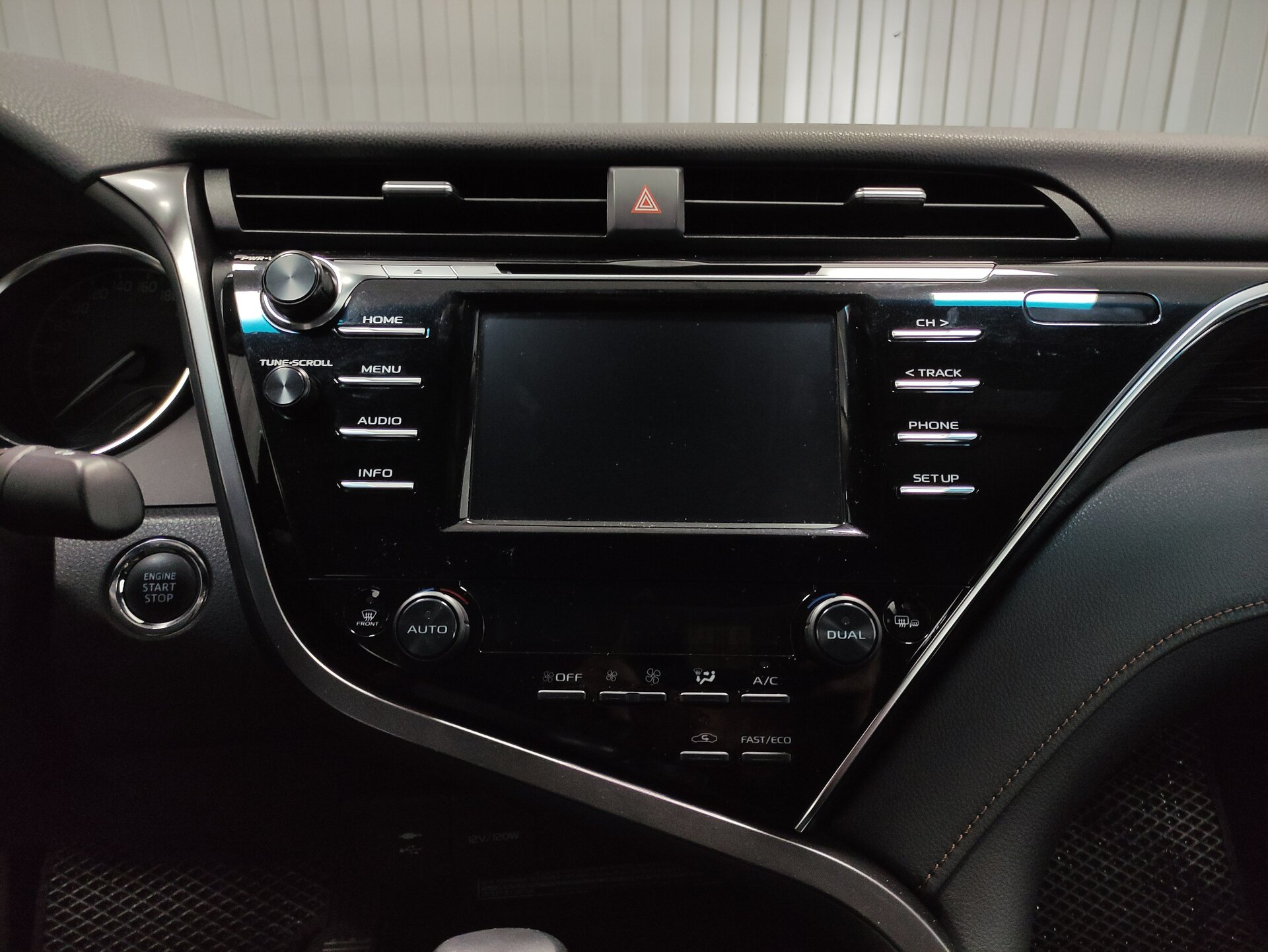 Toyota Camry, VIII (XV70) 2020