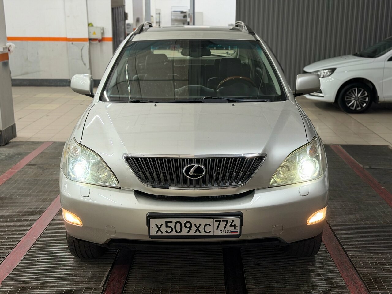 Lexus RX, II 2005