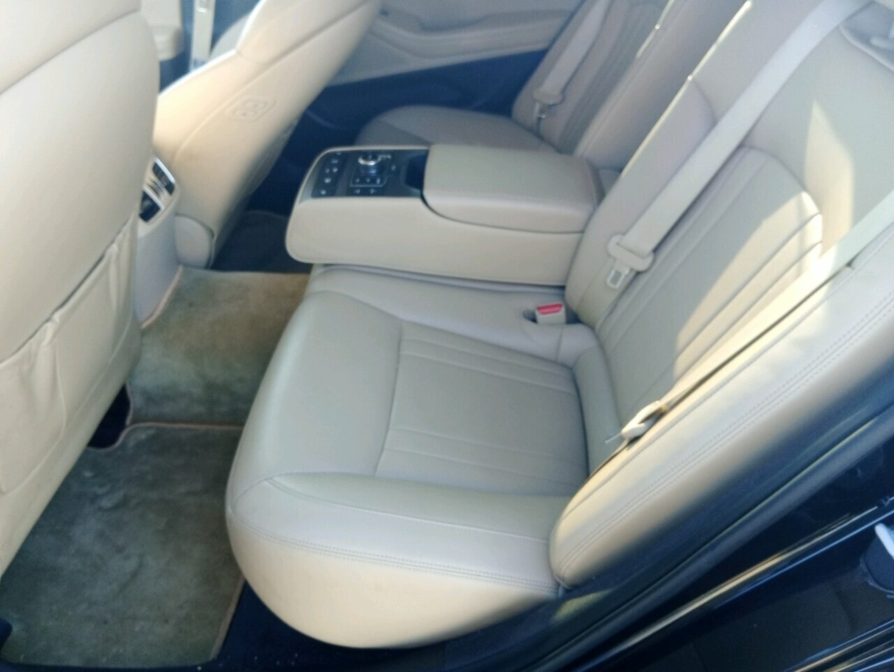 Hyundai Genesis, II 2015 Hyundai Genesis, II 2015
