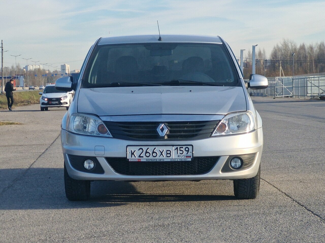 Renault Logan, I Рестайлинг 2012