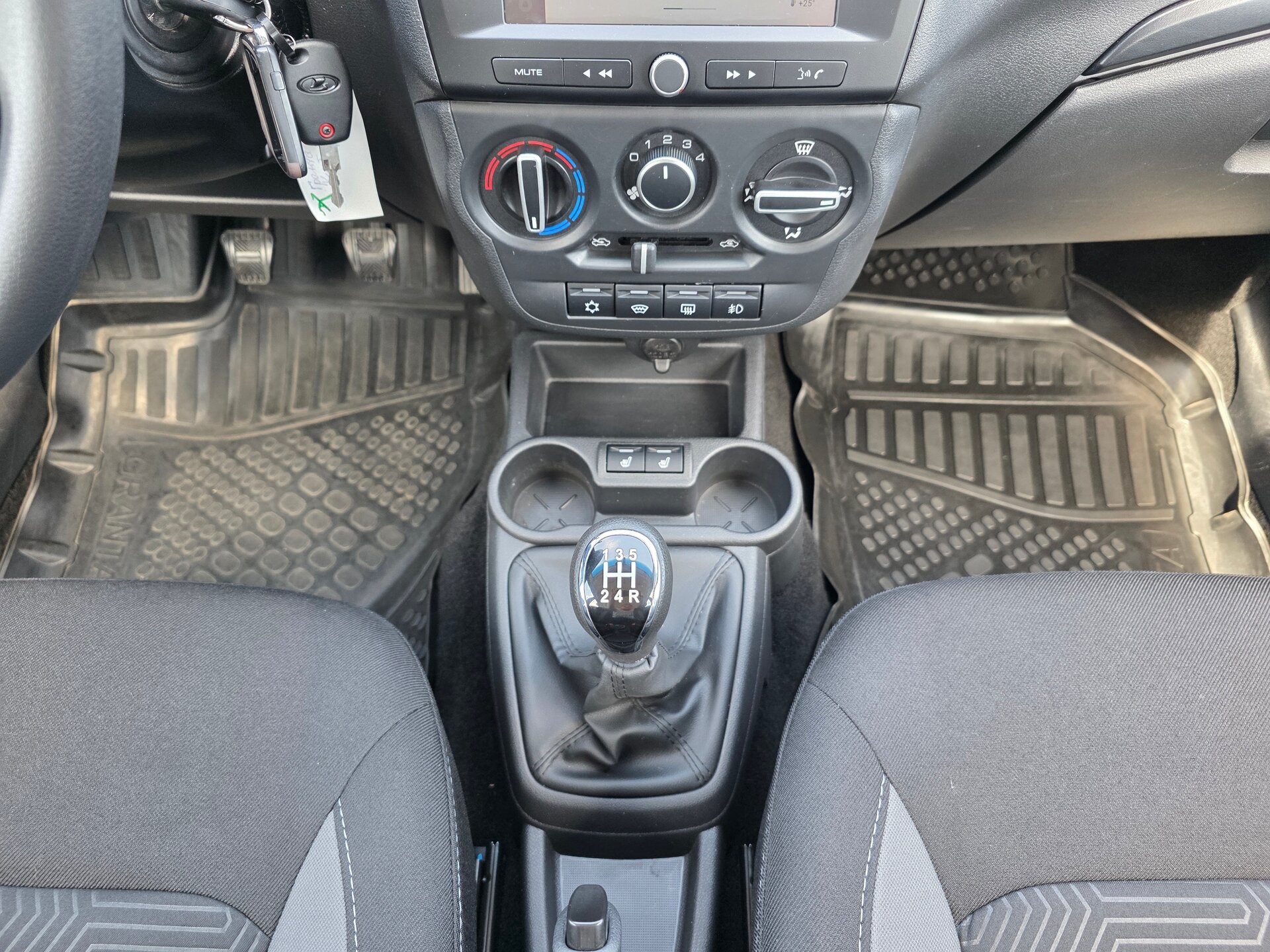 Lada (ВАЗ) Granta, I Рестайлинг 2024 Lada (ВАЗ) Granta, I Рестайлинг 2024