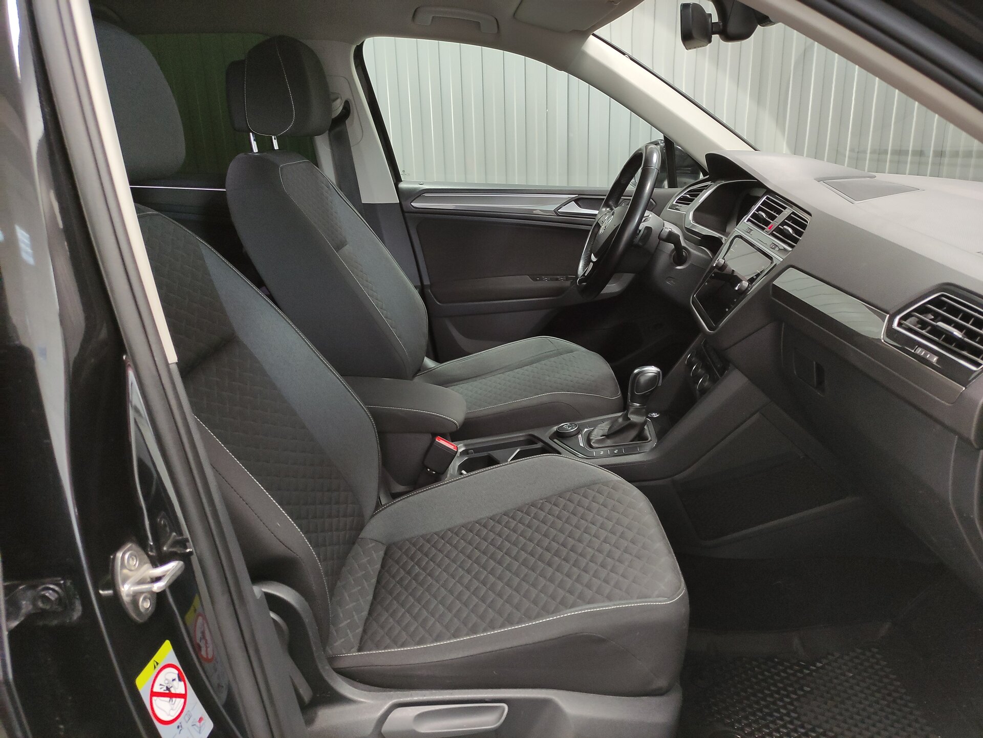 Volkswagen Tiguan, II 2018