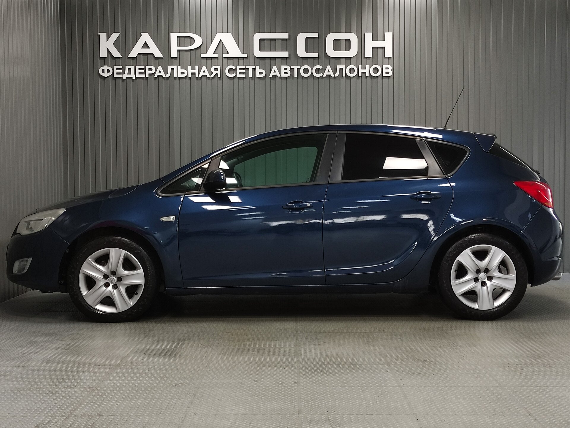 Opel Astra, J 2011