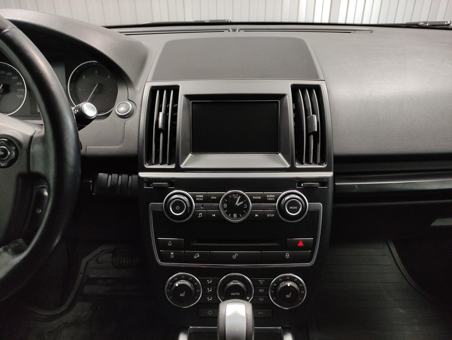 Land Rover Freelander, II Рестайлинг 2 2013 Land Rover Freelander, II Рестайлинг 2 2013