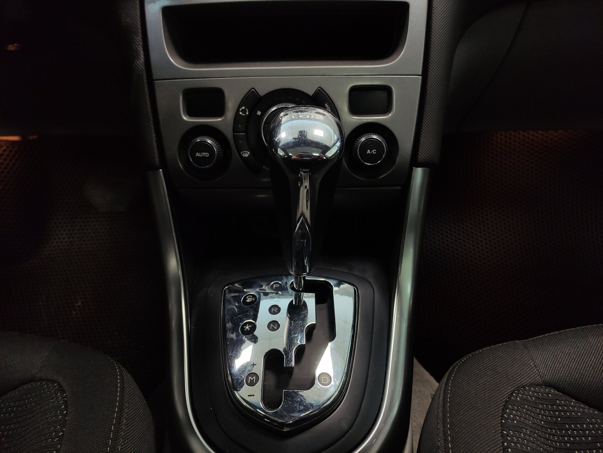 Peugeot 308, I Рестайлинг 2011