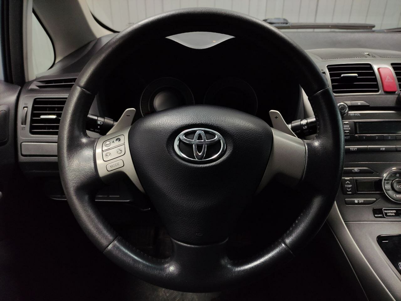 Toyota Auris, I 2008