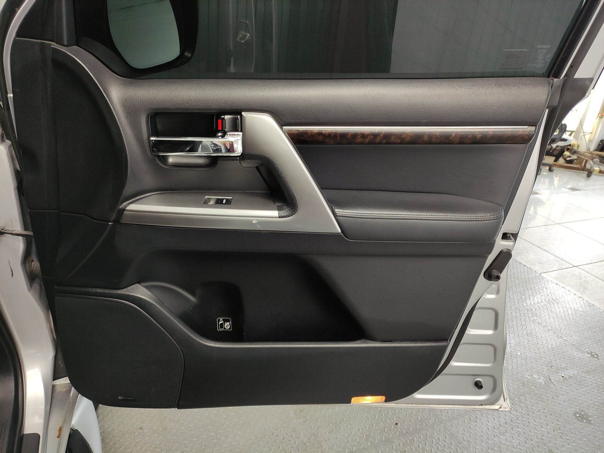 Toyota Land Cruiser, 200 Series Рестайлинг 1 2013