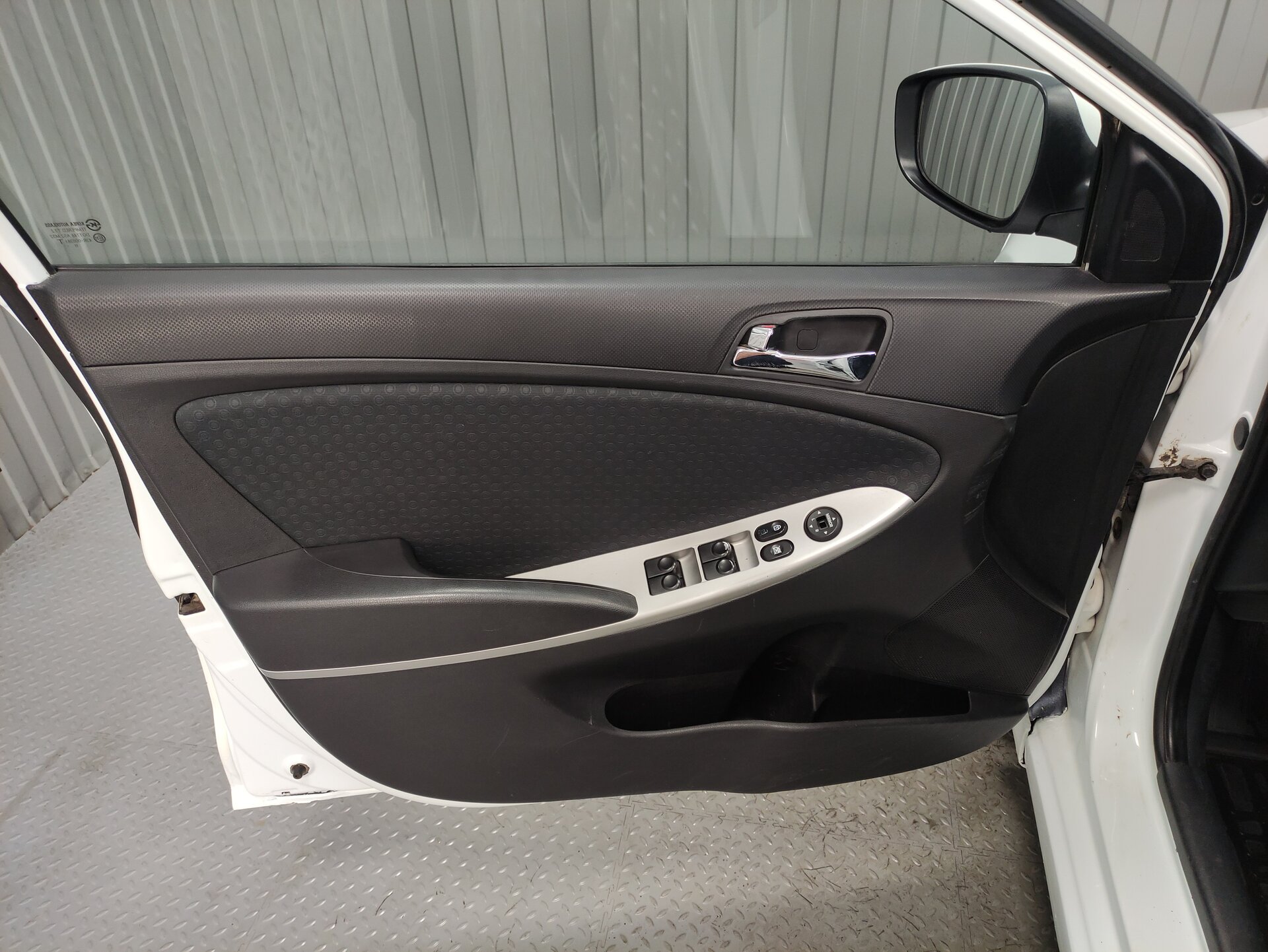 Hyundai Solaris, I 2012