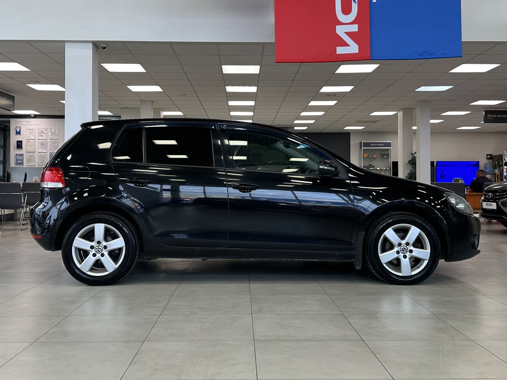 Volkswagen Golf, VI 2011