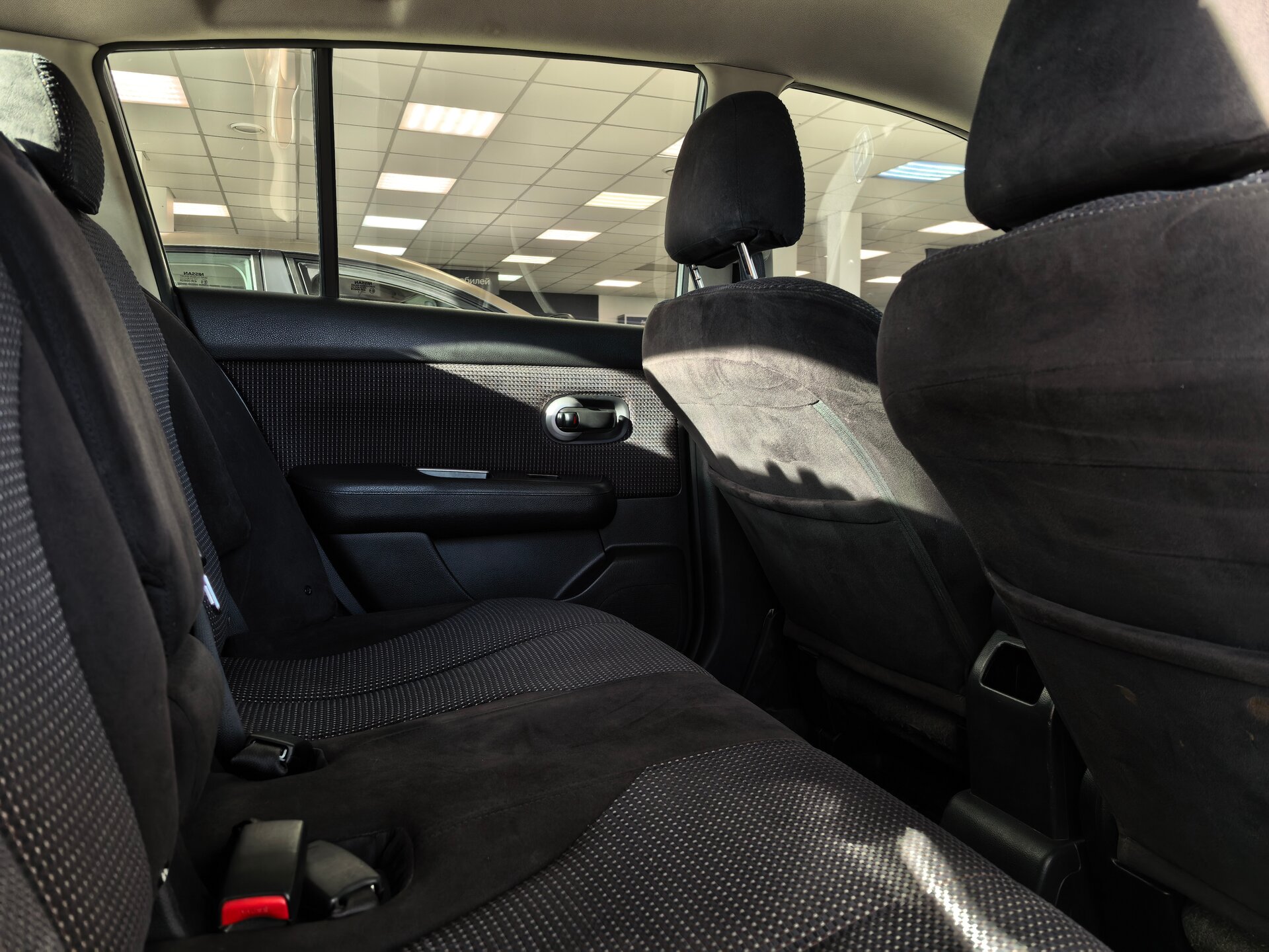 Nissan Tiida, I Рестайлинг 2011