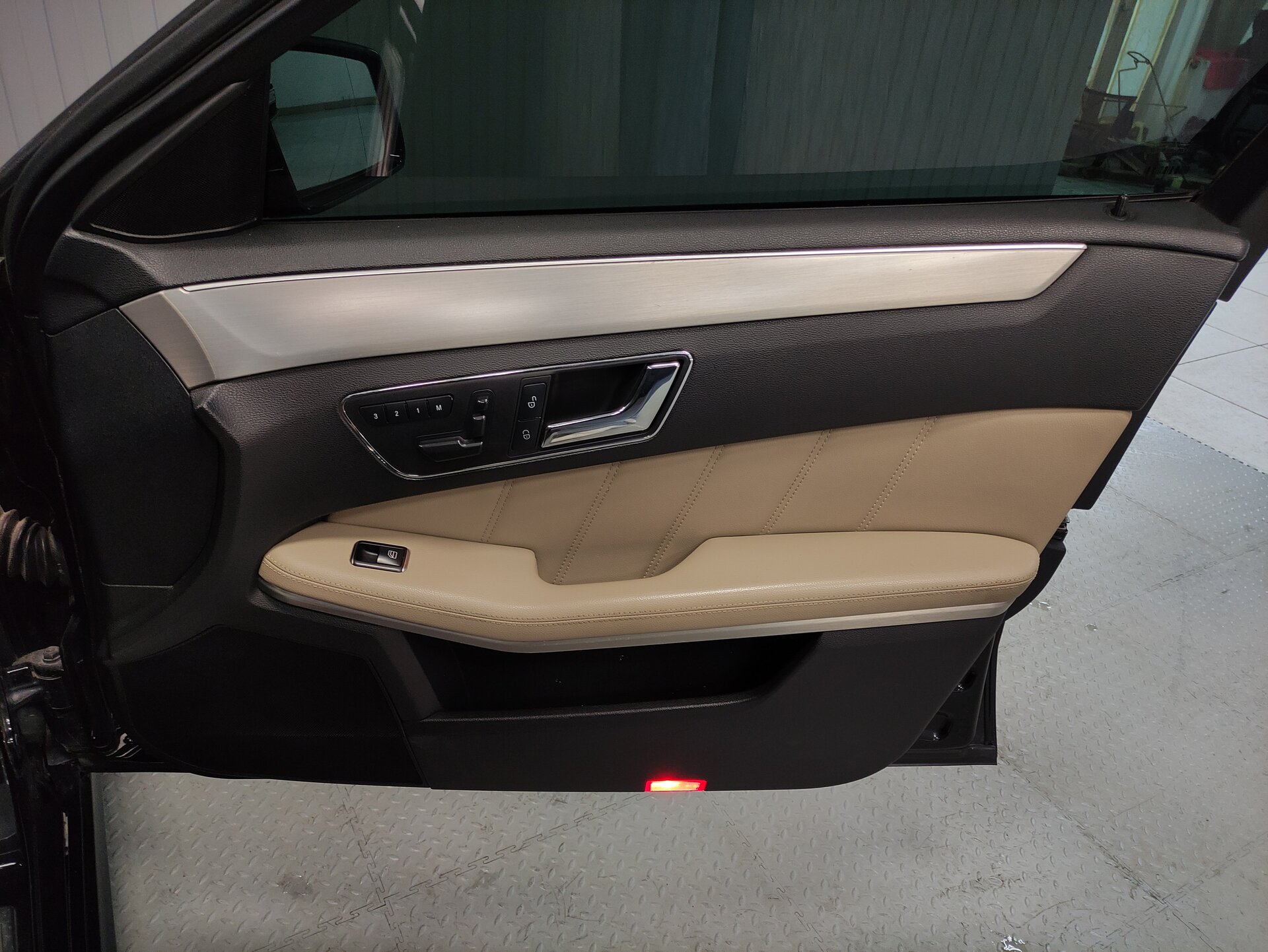 Mercedes-Benz E-Класс, IV (W212, S212, C207) 2011 Mercedes-Benz E-Класс, IV (W212, S212, C207) 2011
