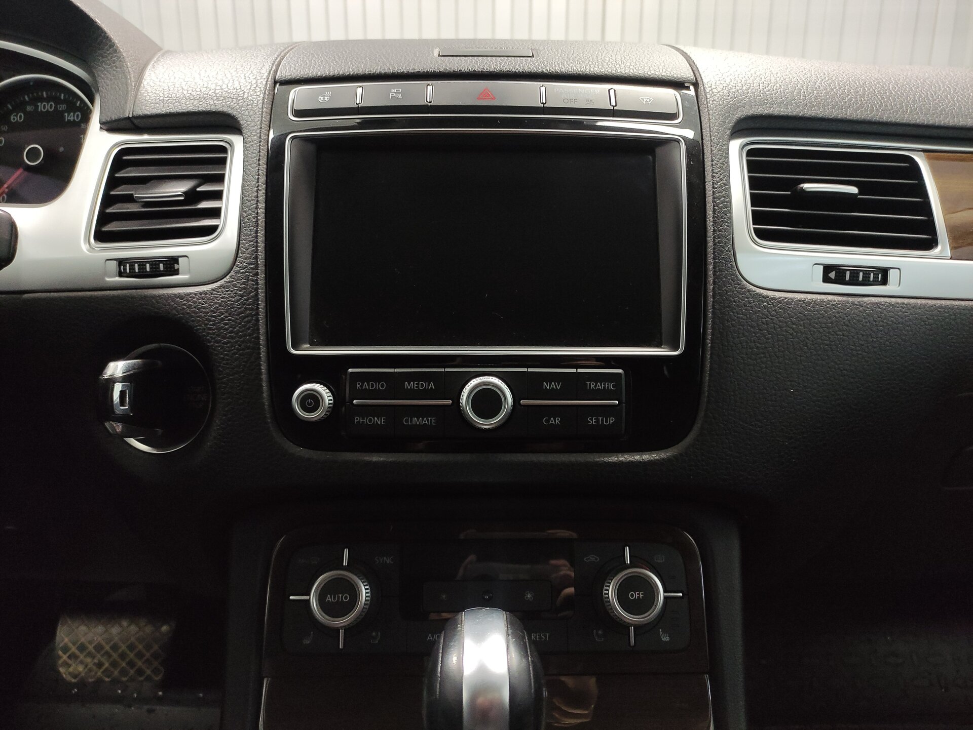 Volkswagen Touareg, II Рестайлинг 2015 Volkswagen Touareg, II Рестайлинг 2015