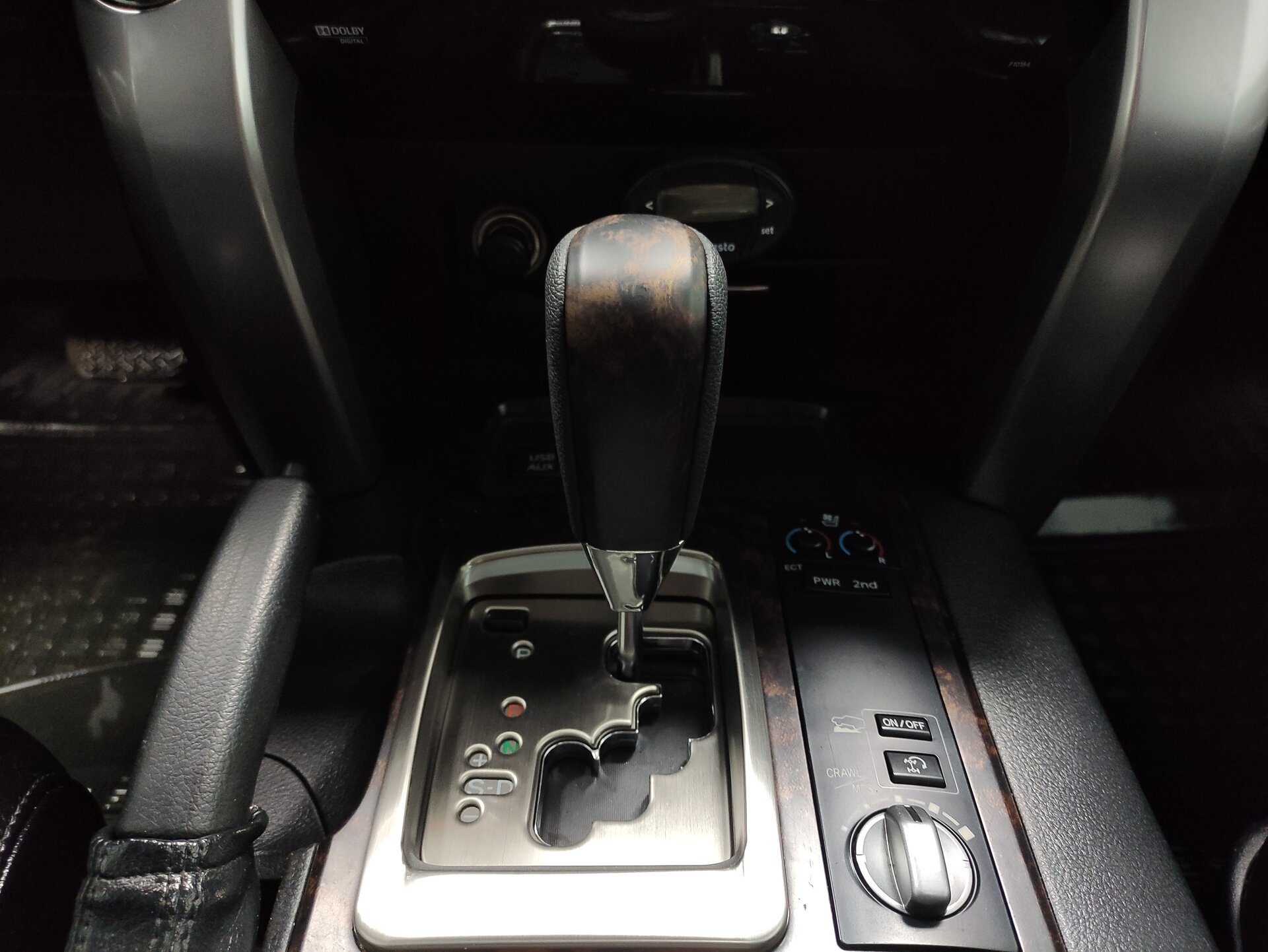 Toyota Land Cruiser, 200 Series Рестайлинг 1 2014 Toyota Land Cruiser, 200 Series Рестайлинг 1 2014