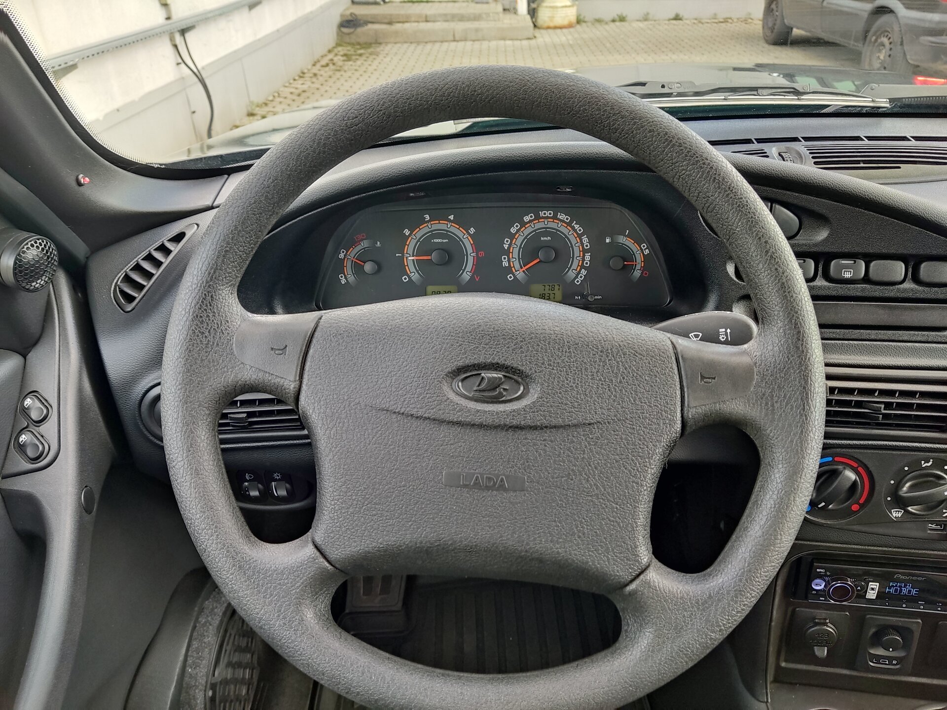 Lada (ВАЗ) Niva Travel, I 2023 Lada (ВАЗ) Niva Travel, I 2023
