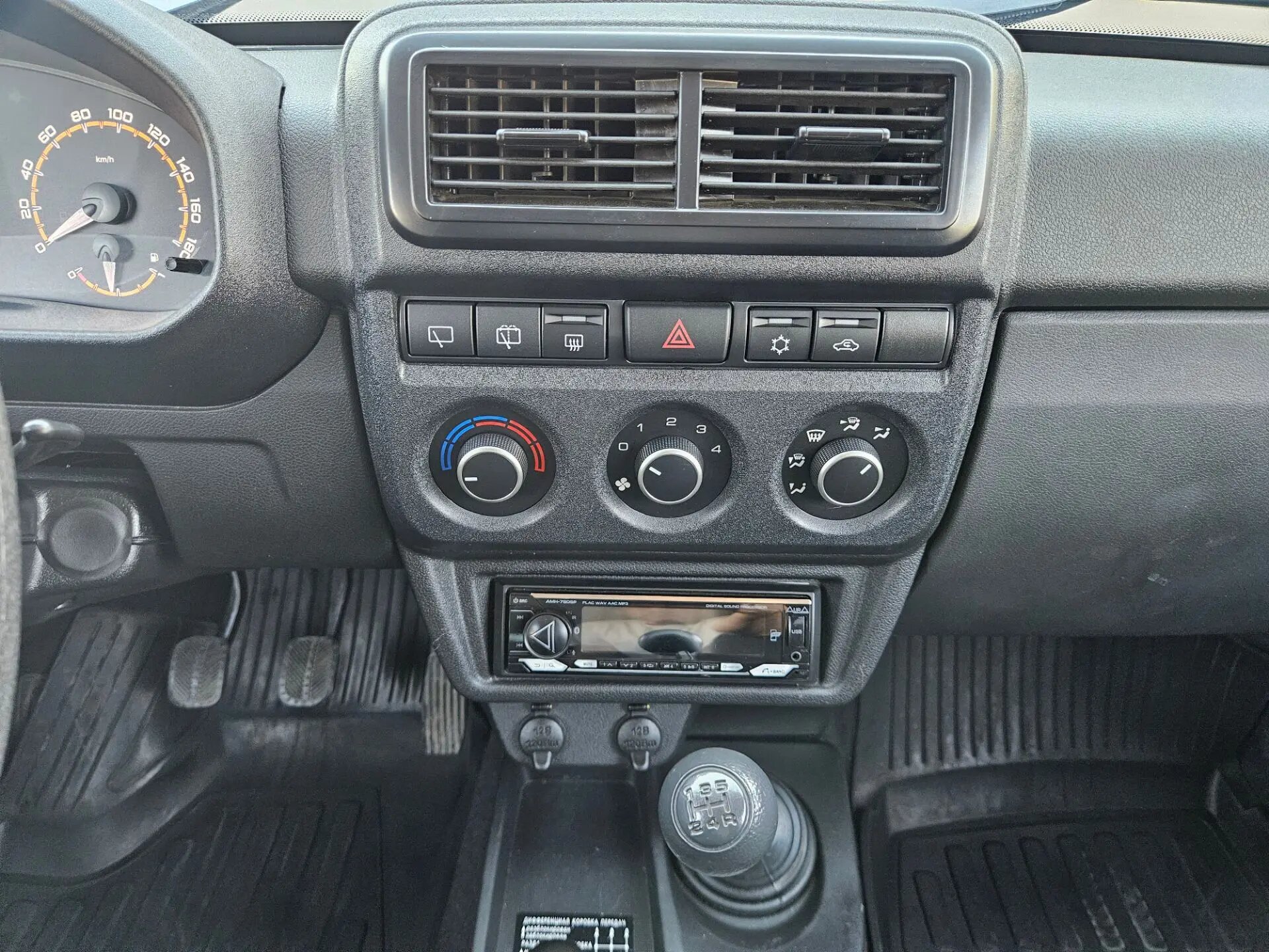 Lada (ВАЗ) Niva Legend, I 2024