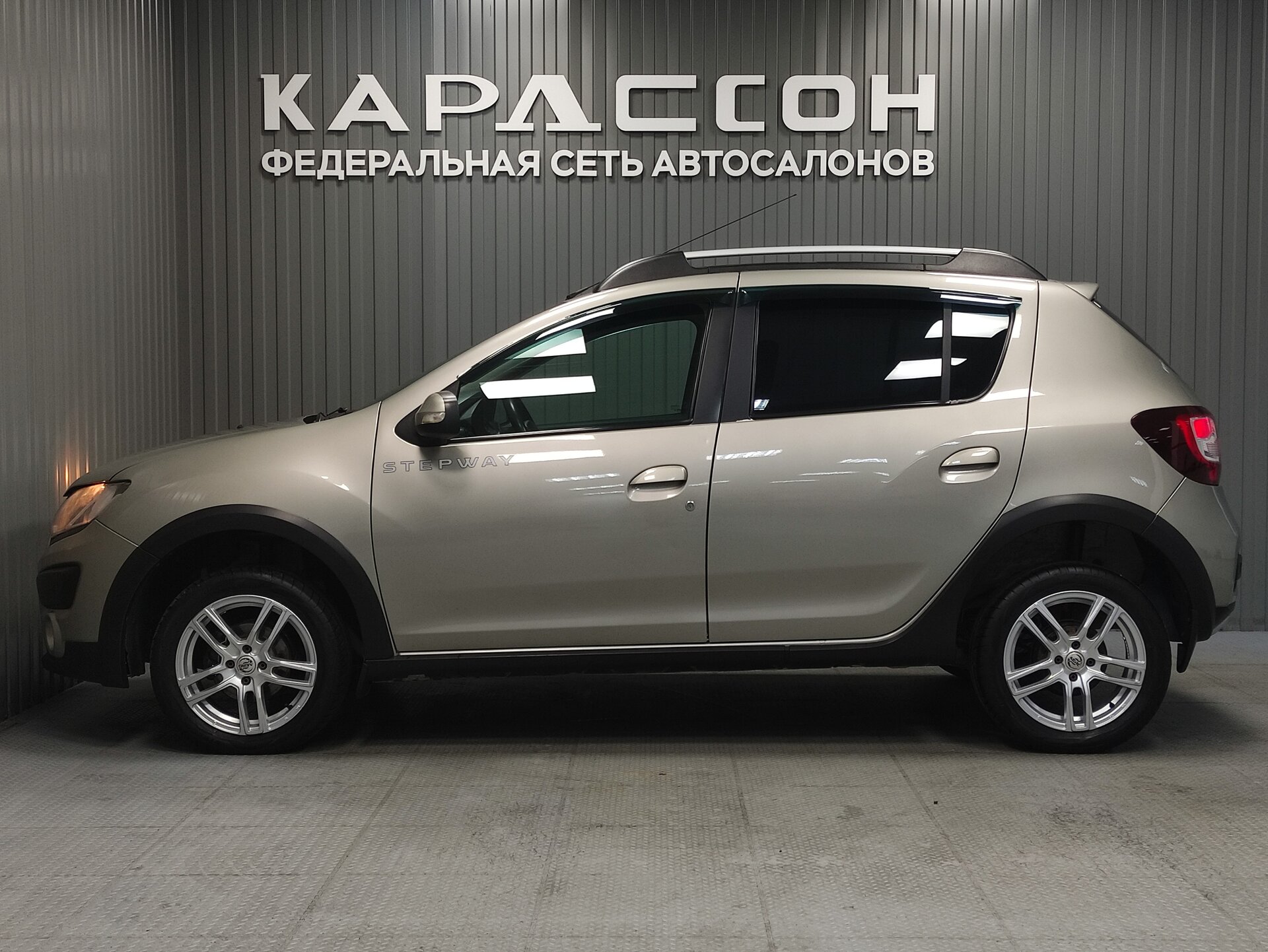 Renault Sandero, II 2015