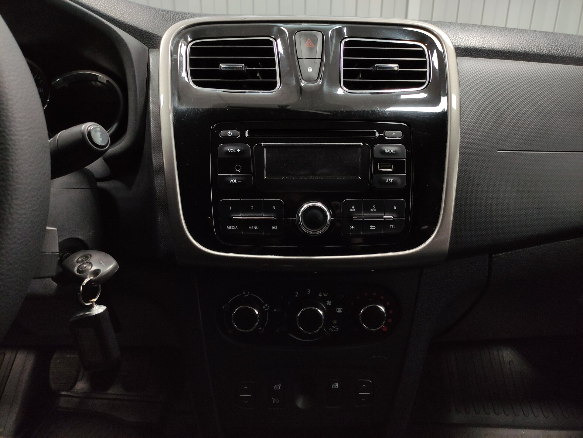 Renault Logan, II 2016