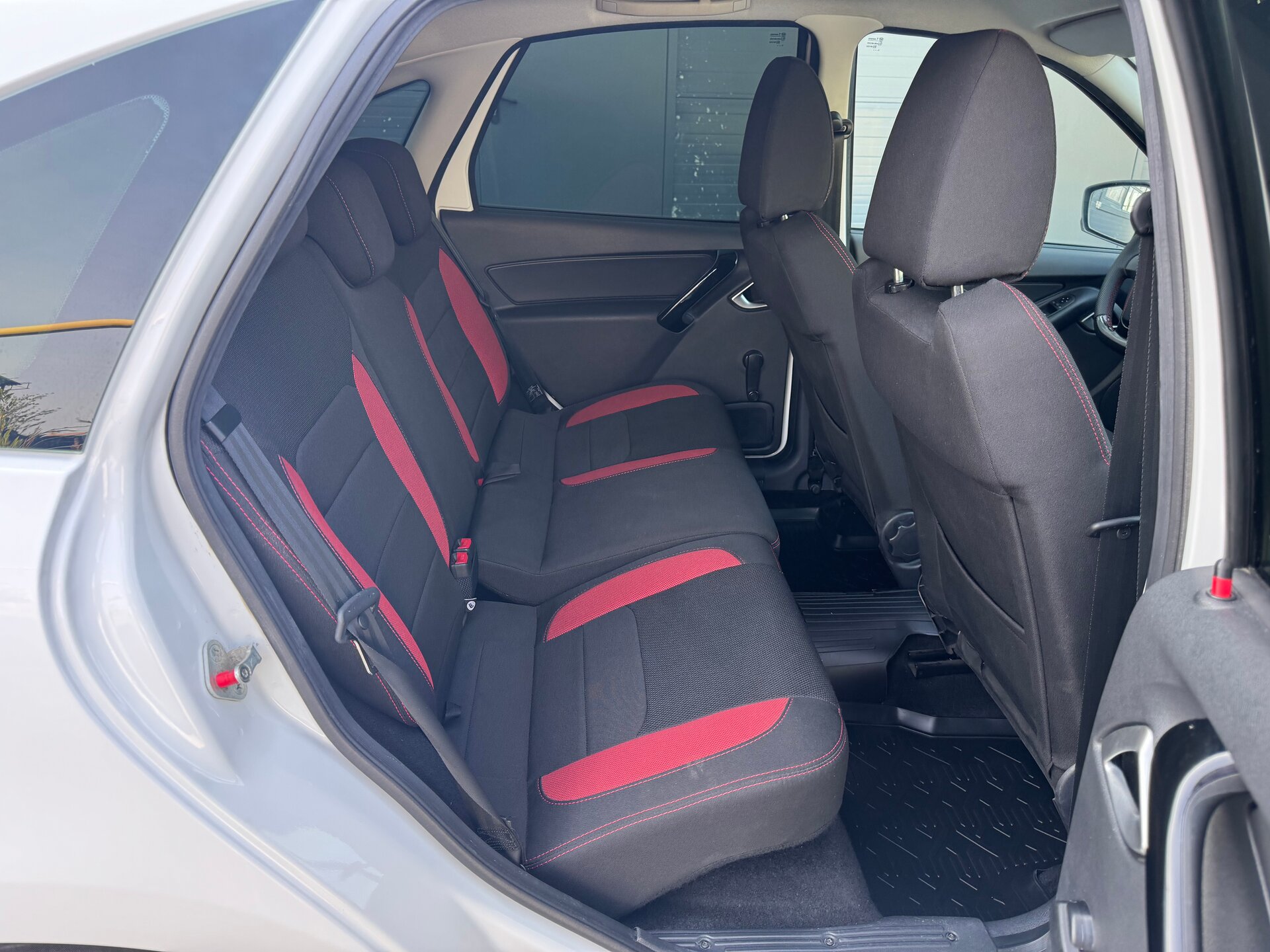 Lada (ВАЗ) Granta, I Рестайлинг 2024 Lada (ВАЗ) Granta, I Рестайлинг 2024