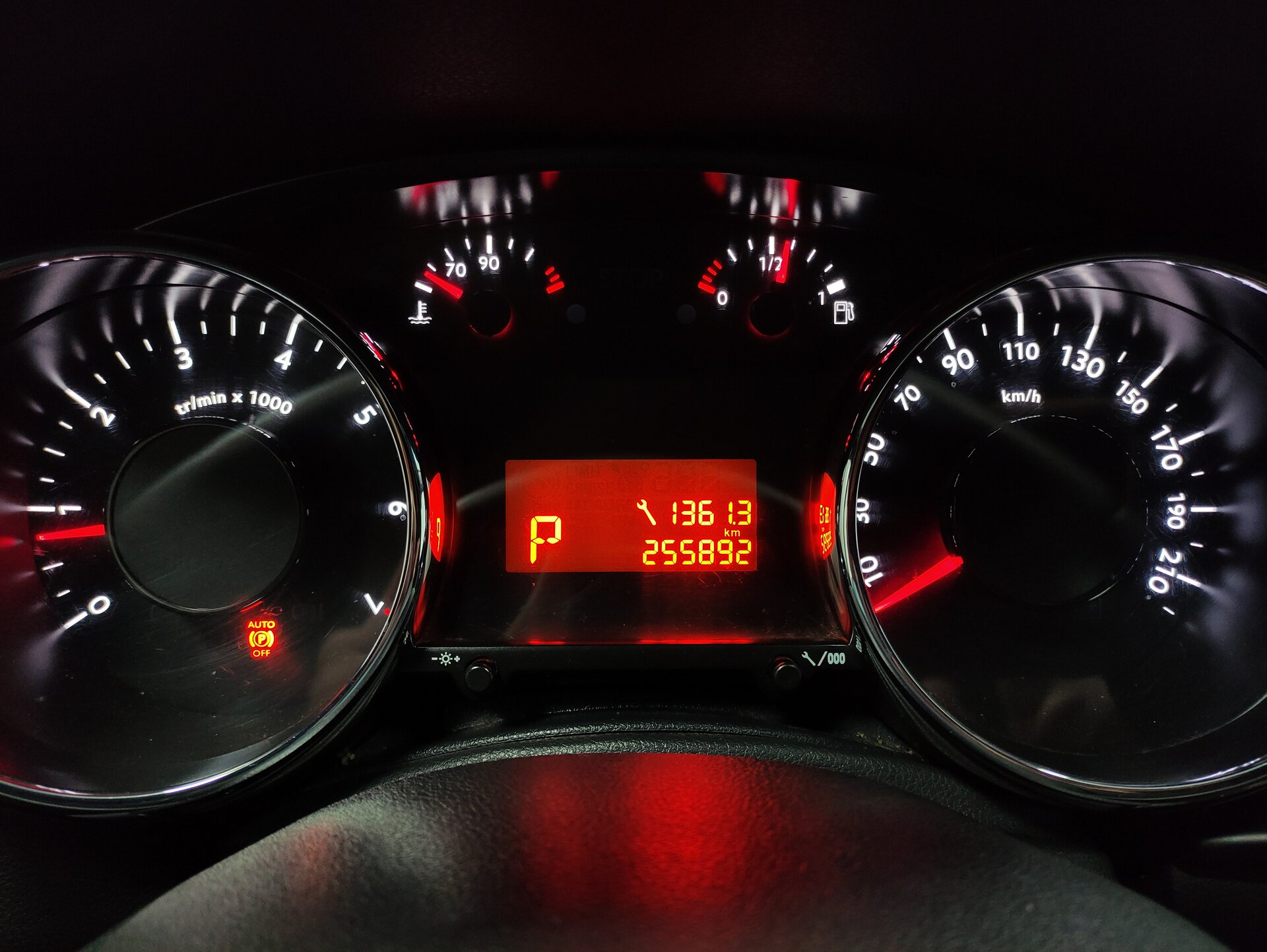 Peugeot 3008, I Рестайлинг 2014