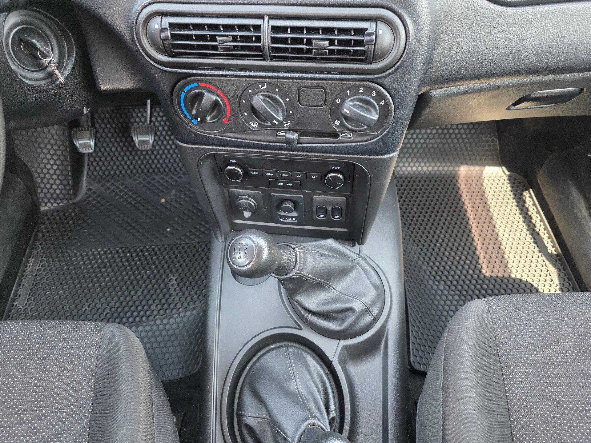 Lada (ВАЗ) Niva Travel, I 2022 Lada (ВАЗ) Niva Travel, I 2022