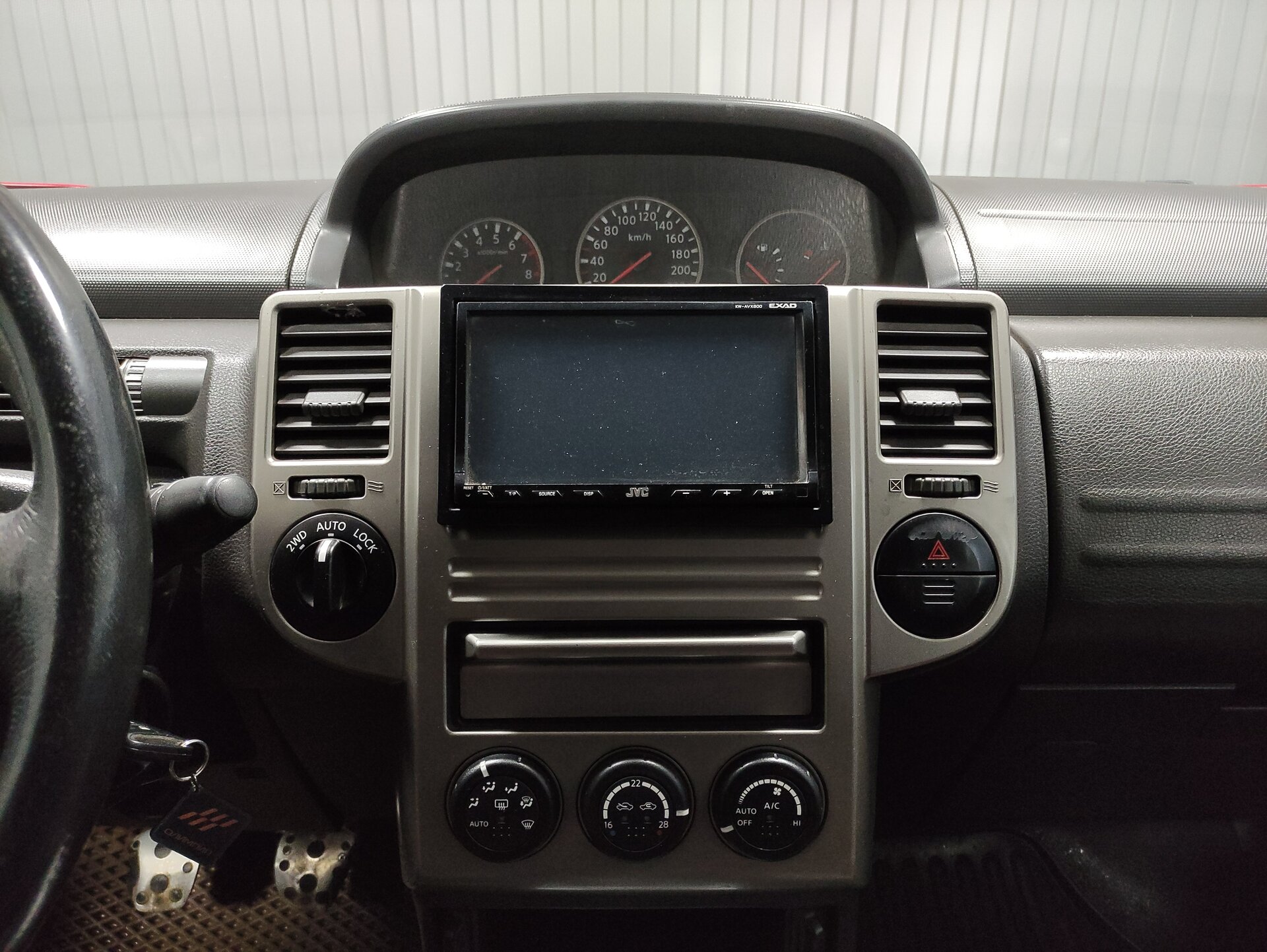 Nissan X-Trail, I Рестайлинг 2006 Nissan X-Trail, I Рестайлинг 2006