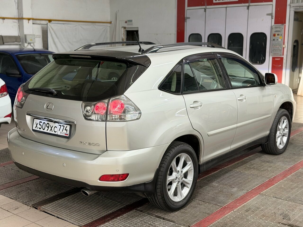 Lexus RX, II 2005