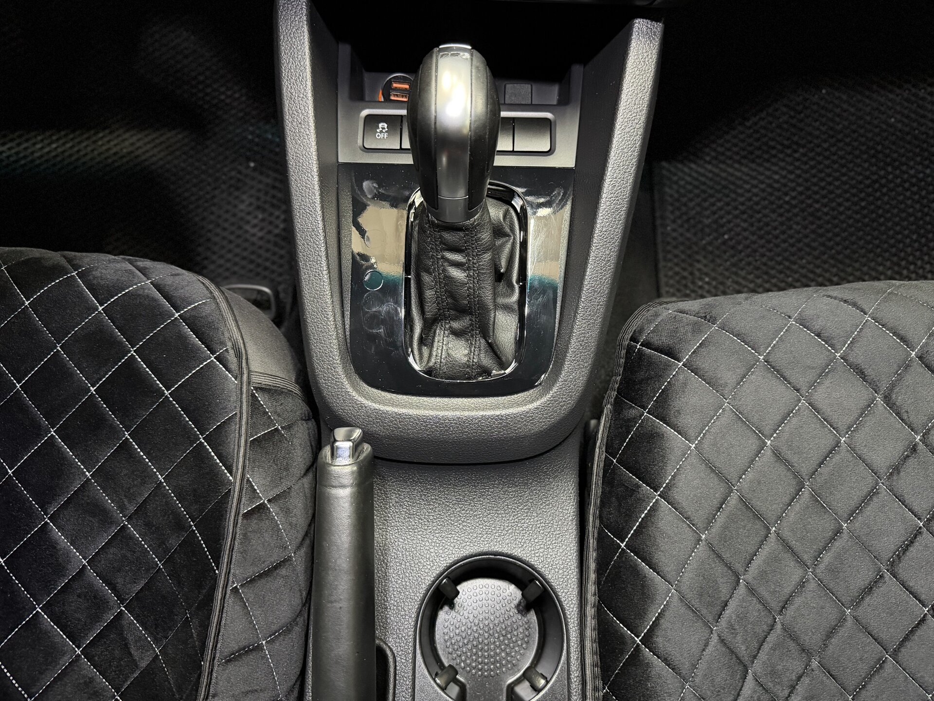 Volkswagen Jetta, VI 2013