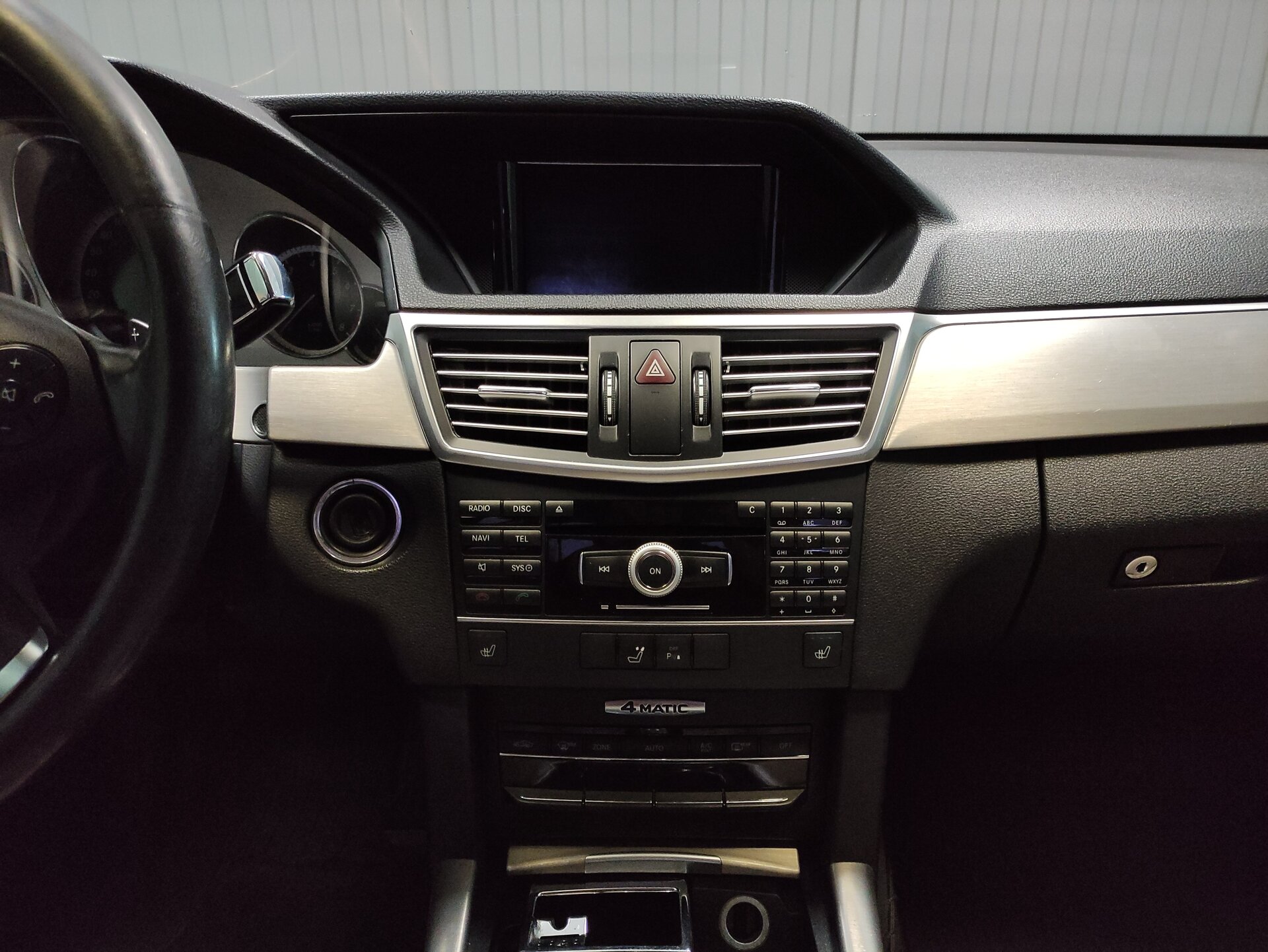 Mercedes-Benz E-Класс, IV (W212, S212, C207) 2011 Mercedes-Benz E-Класс, IV (W212, S212, C207) 2011