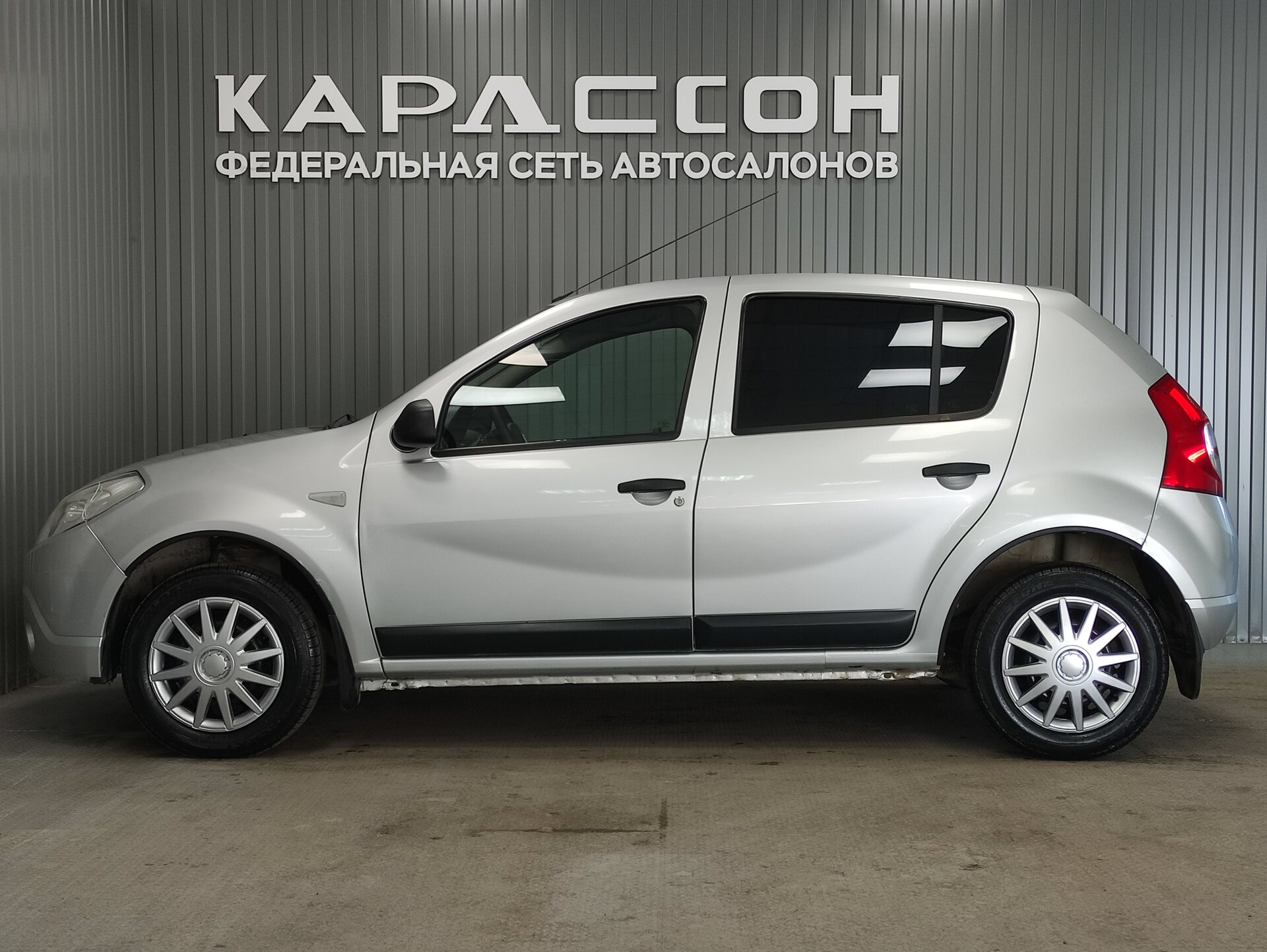 Renault Sandero, I 2013