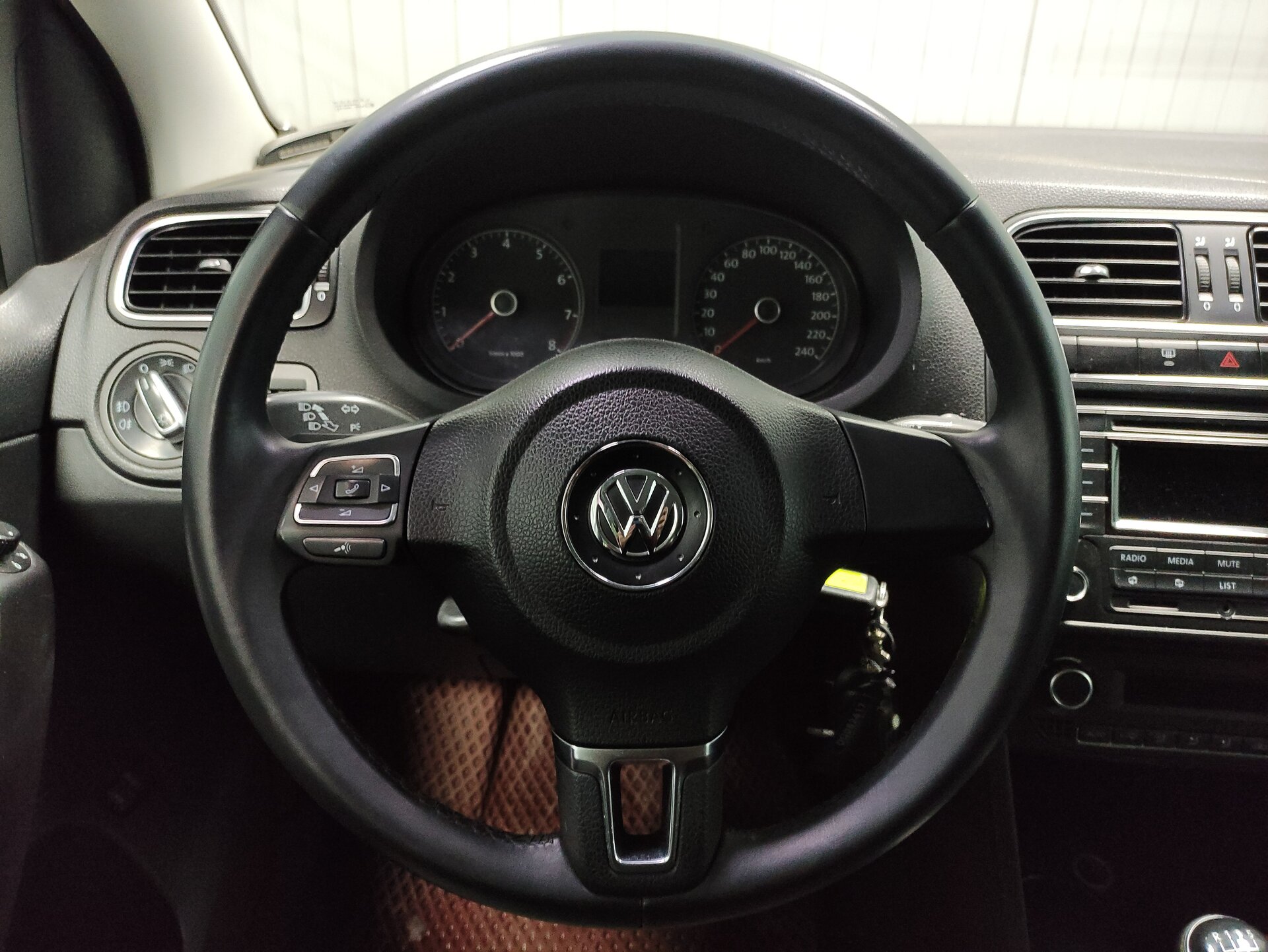 Volkswagen Polo, V 2013