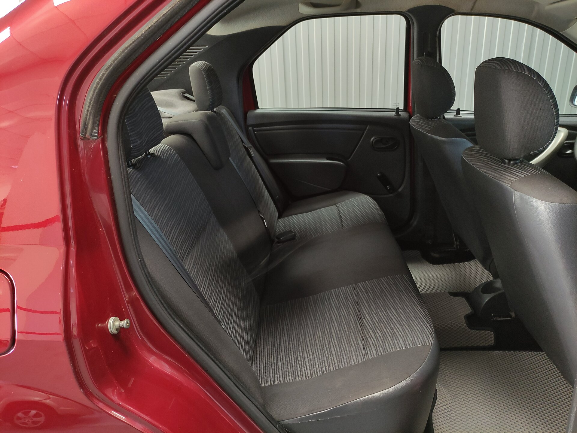 Renault Logan, I Рестайлинг 2011
