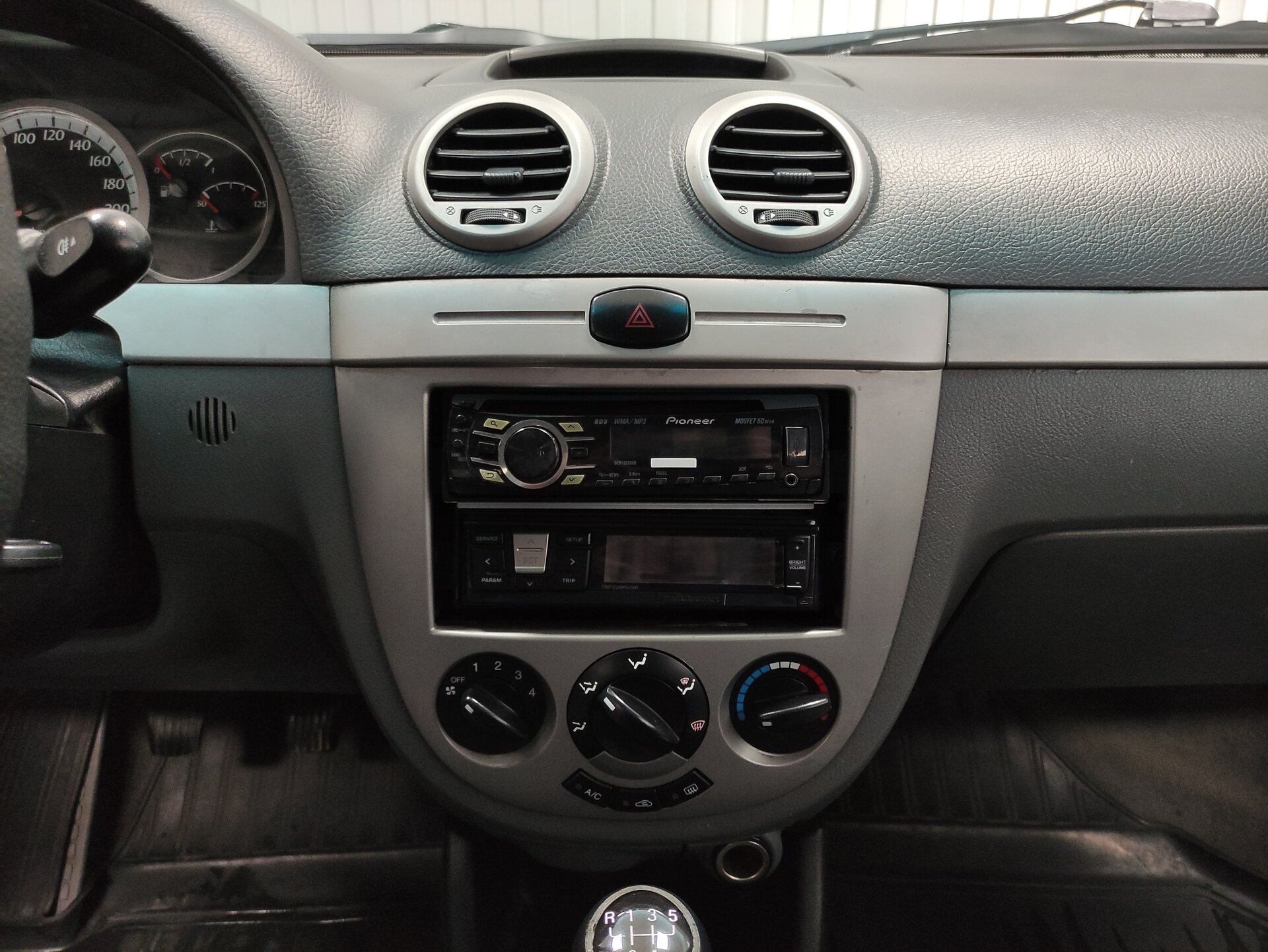 Chevrolet Lacetti, I 2012 Chevrolet Lacetti, I 2012