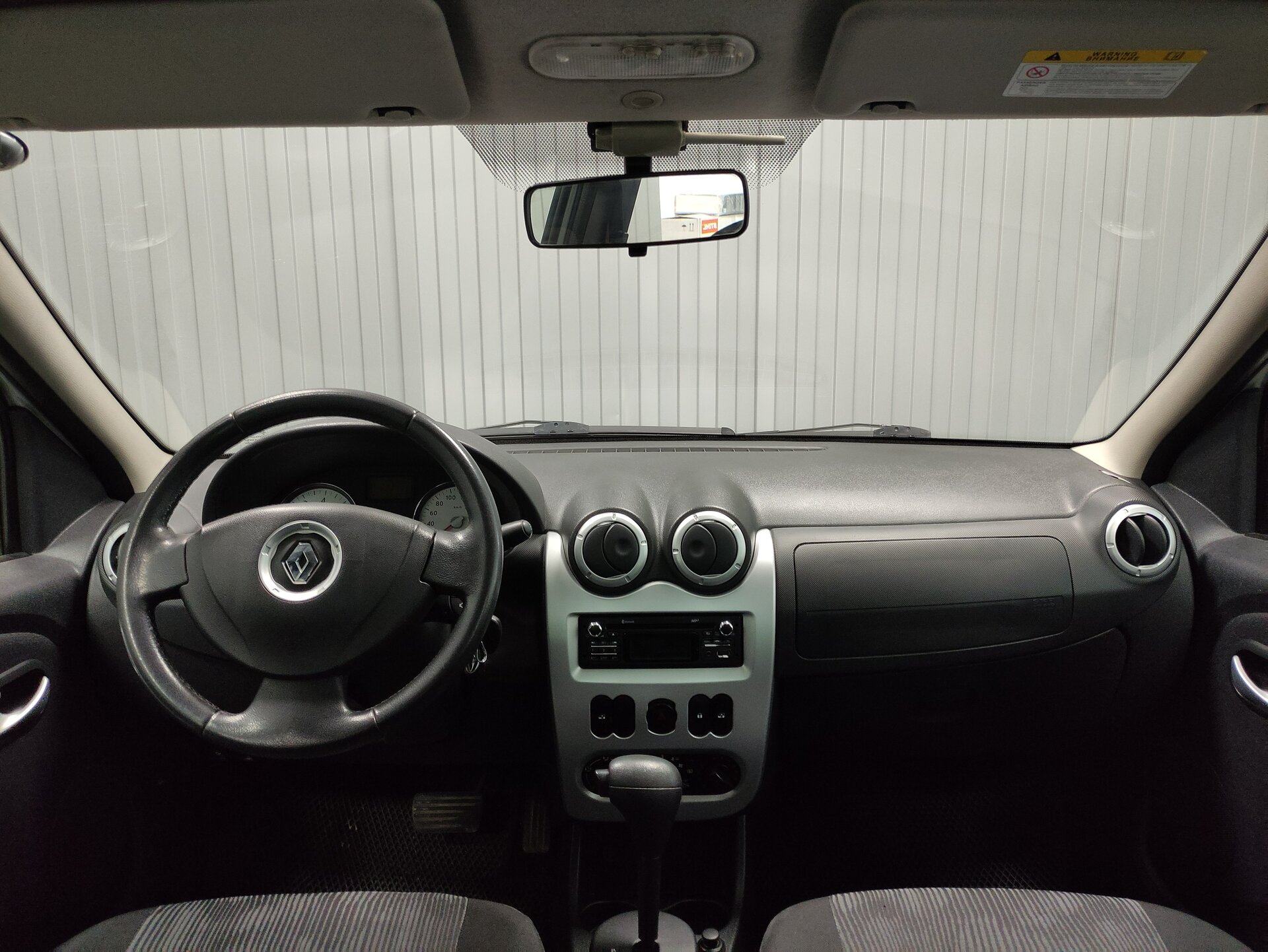 Renault Logan, I Рестайлинг 2013