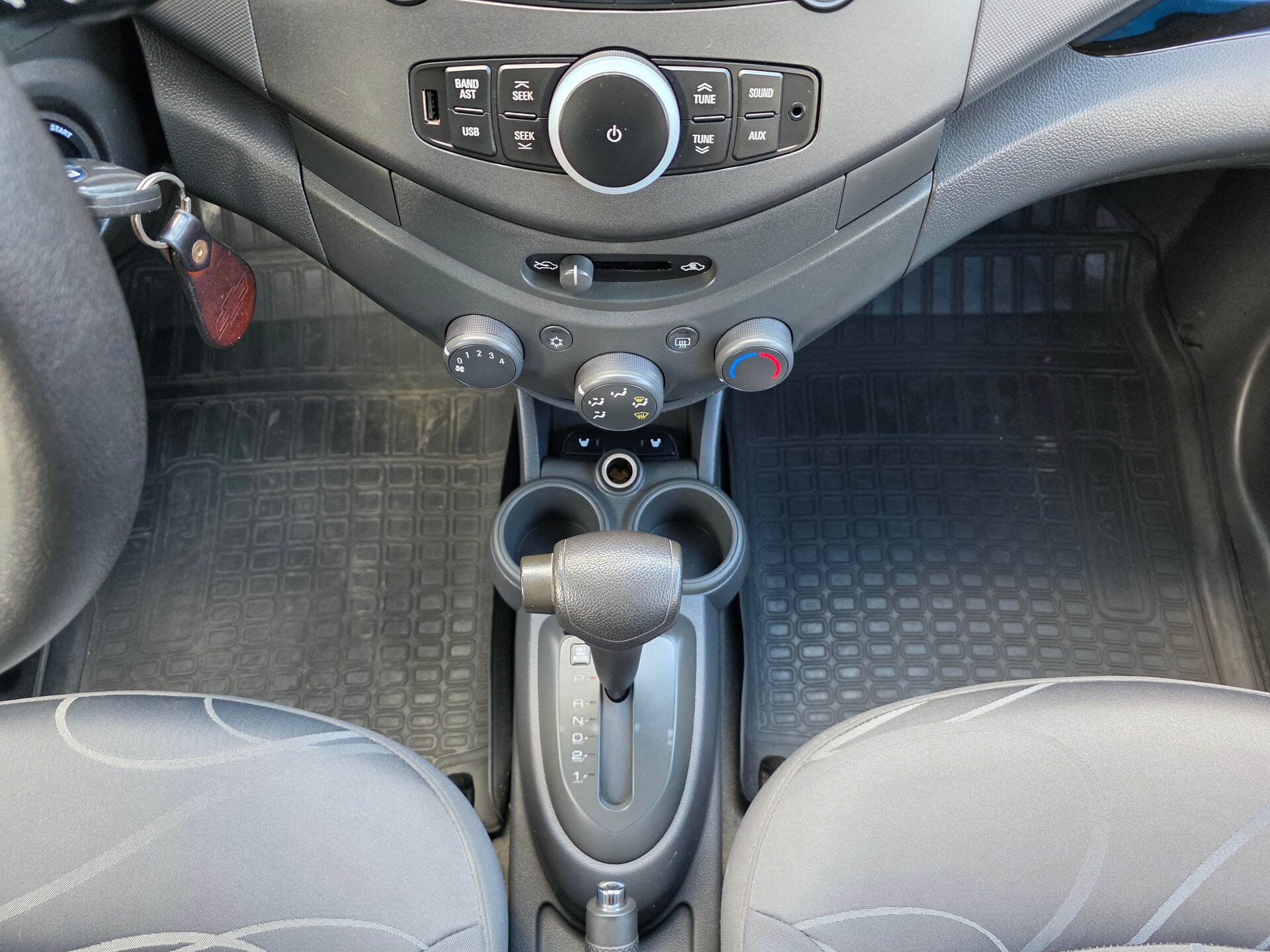 Chevrolet Spark, III 2012