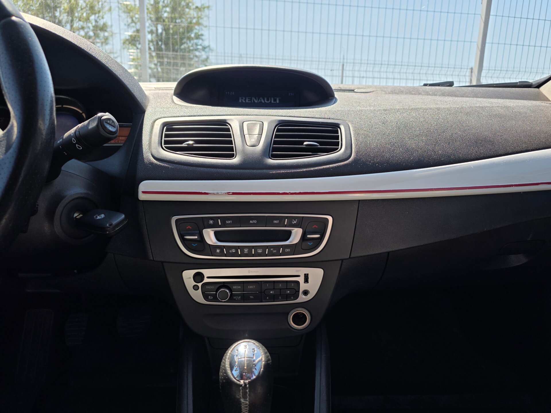 Renault Megane, III Рестайлинг 2013 Renault Megane, III Рестайлинг 2013