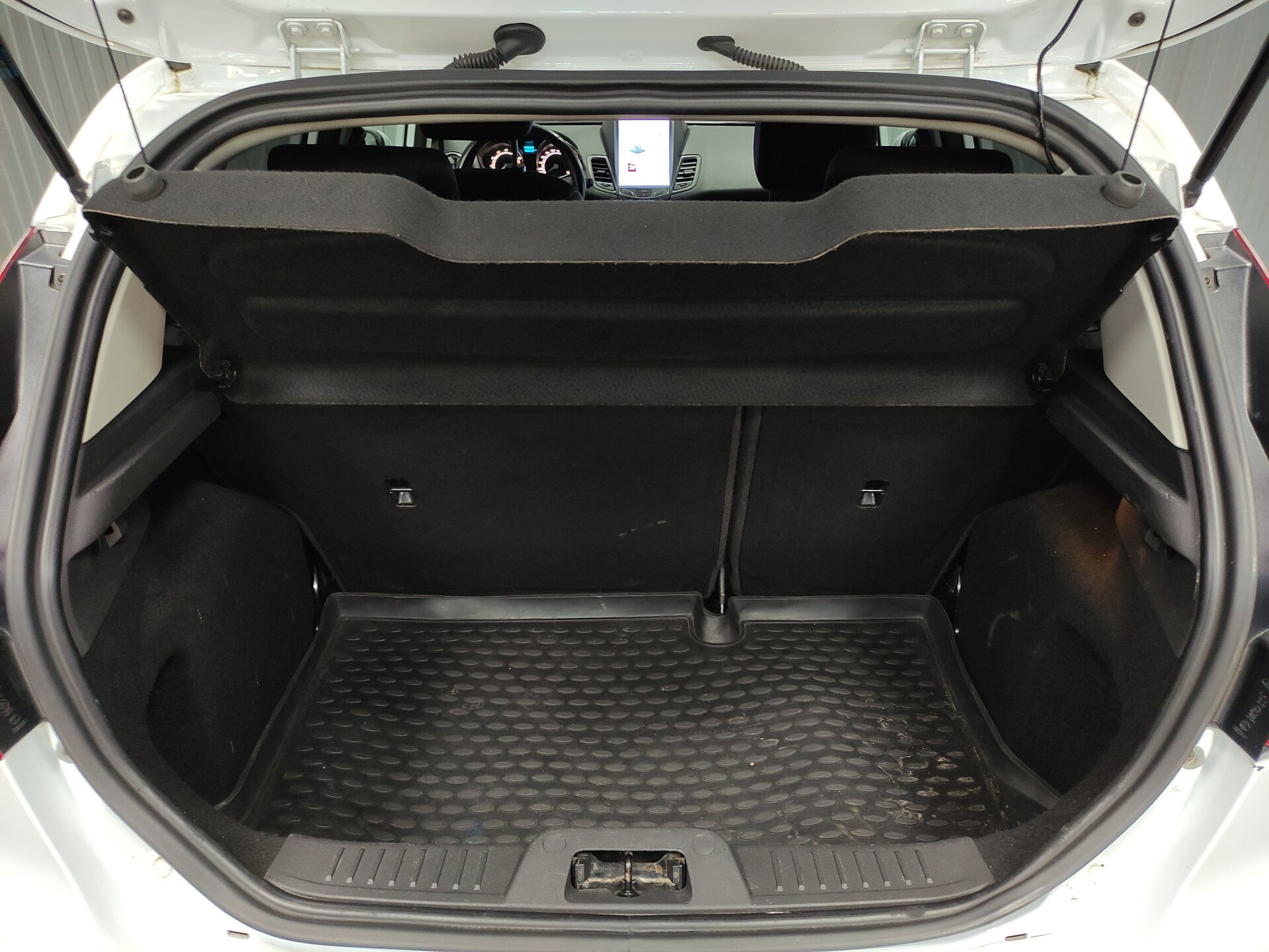 Ford Fiesta, Mk6 Рестайлинг 2016