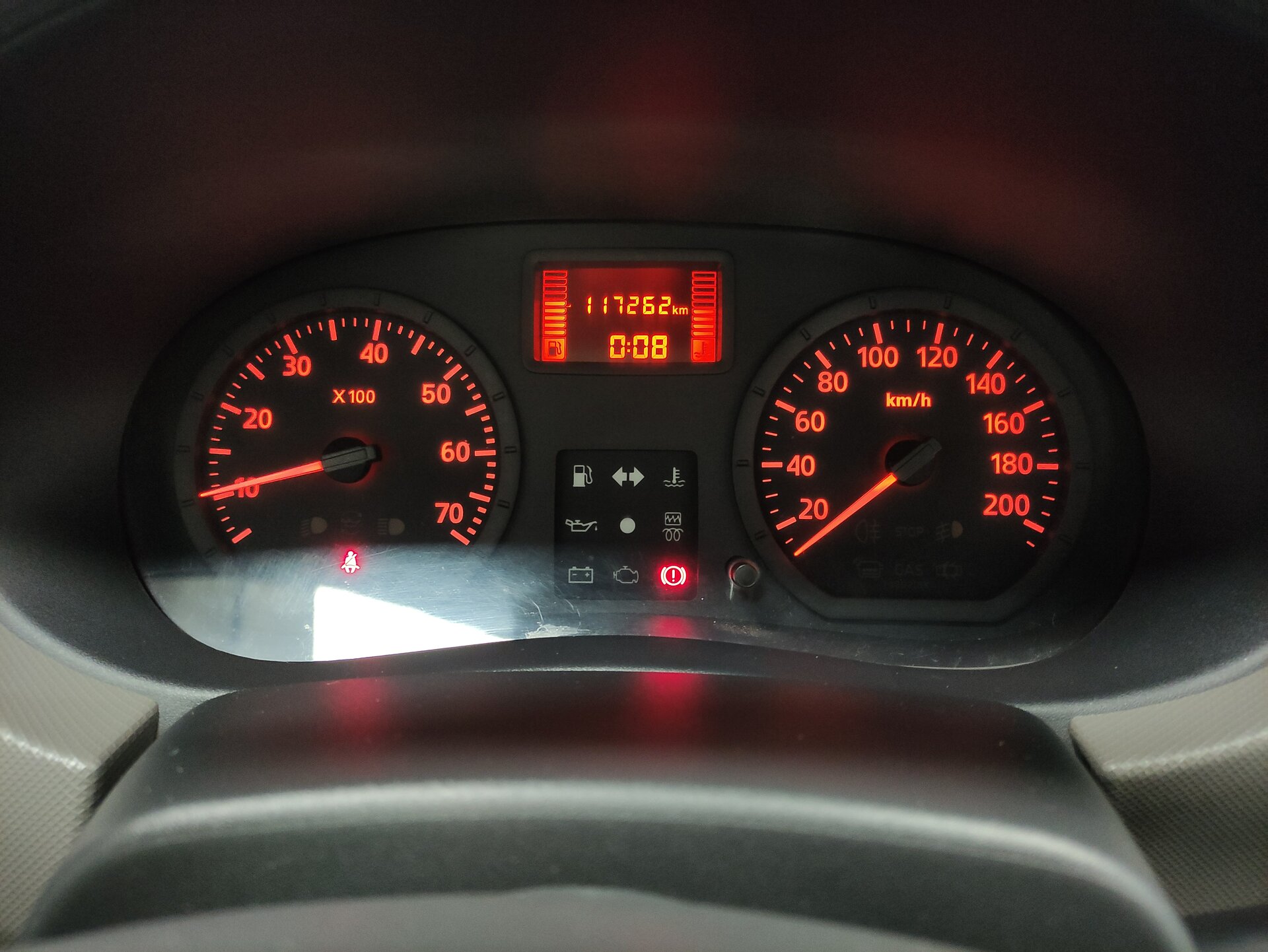 Renault Logan, I Рестайлинг 2014