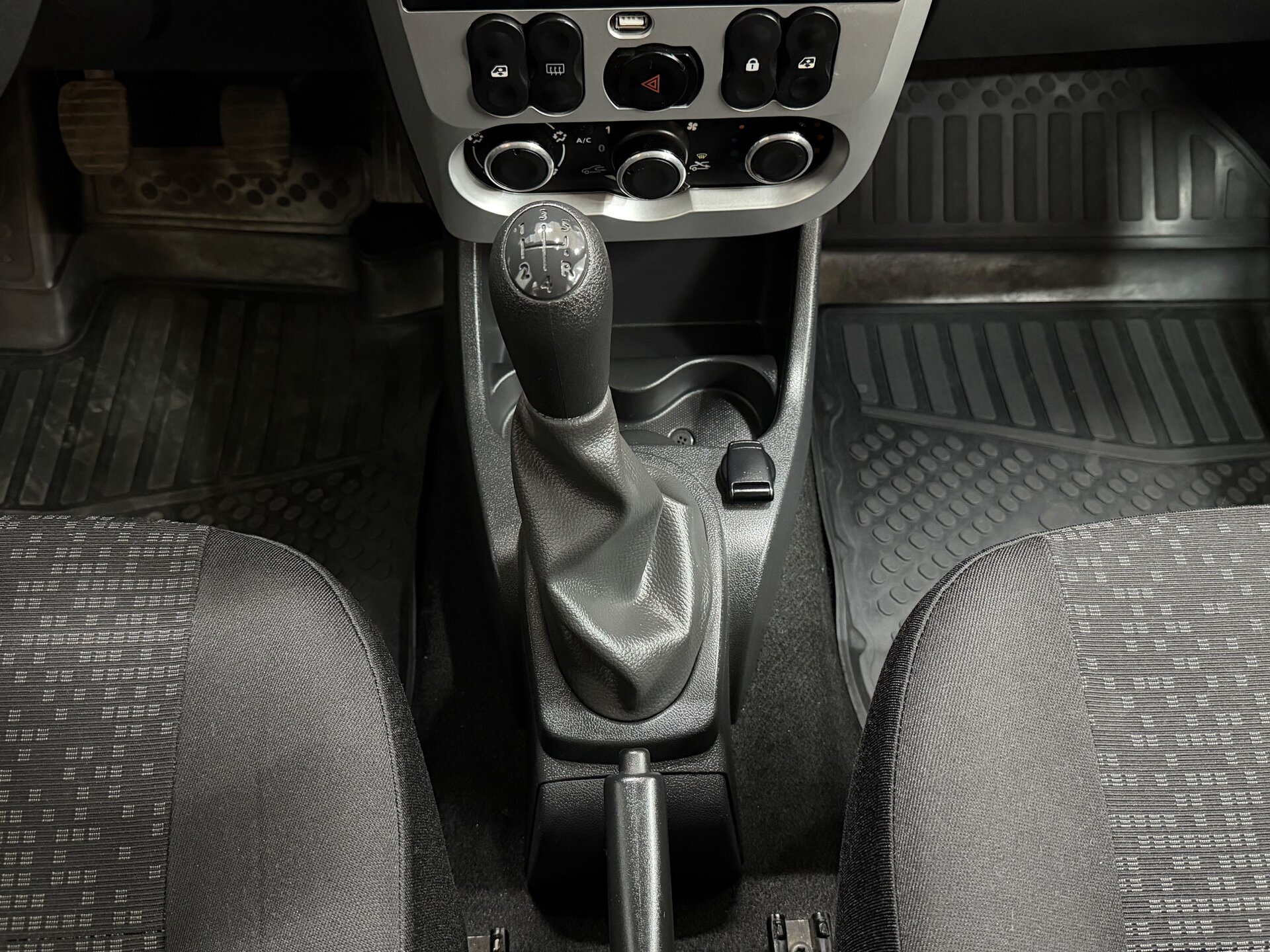 Lada (ВАЗ) Largus, I 2020