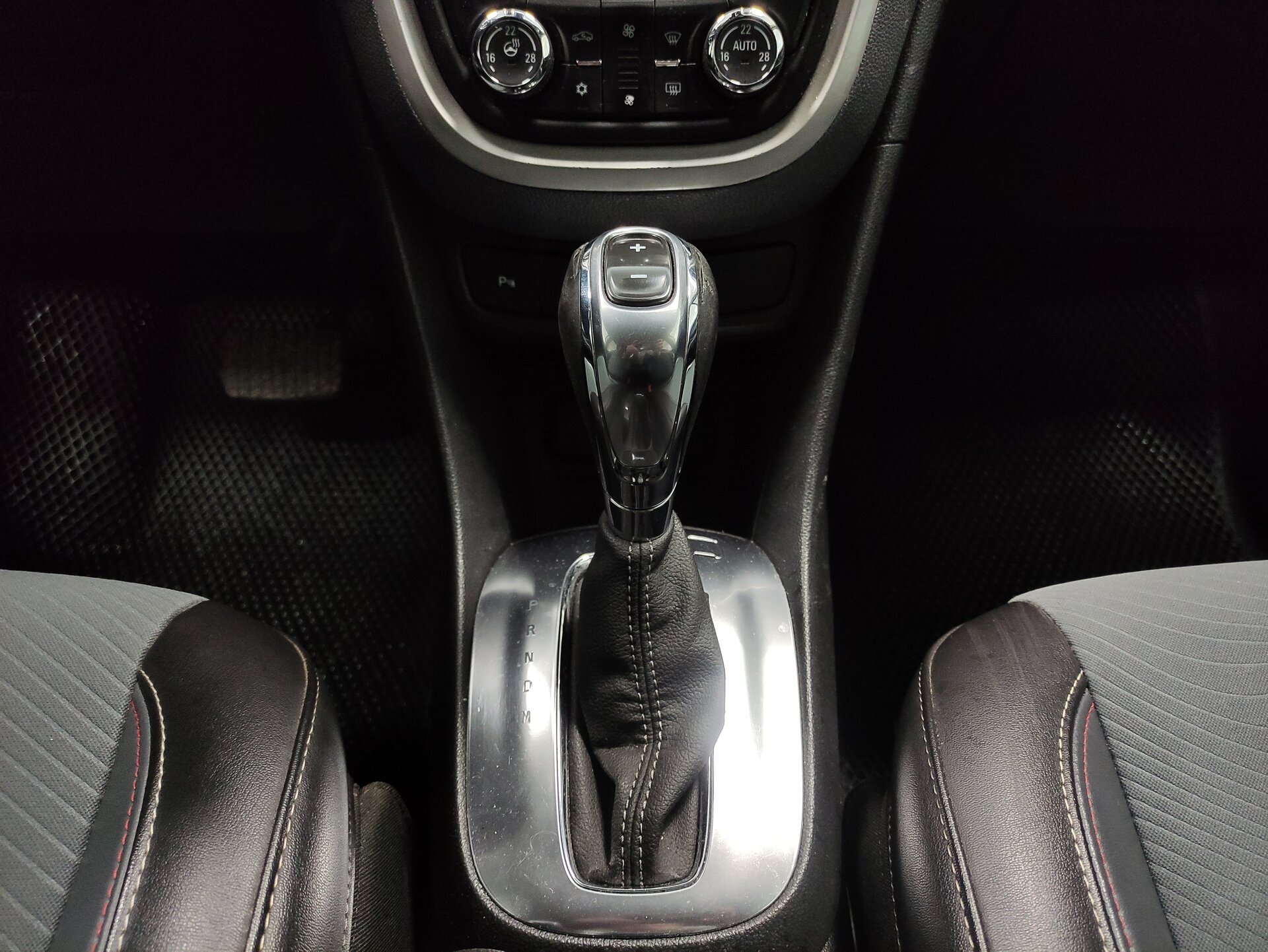 Opel Mokka, I 2013 Opel Mokka, I 2013