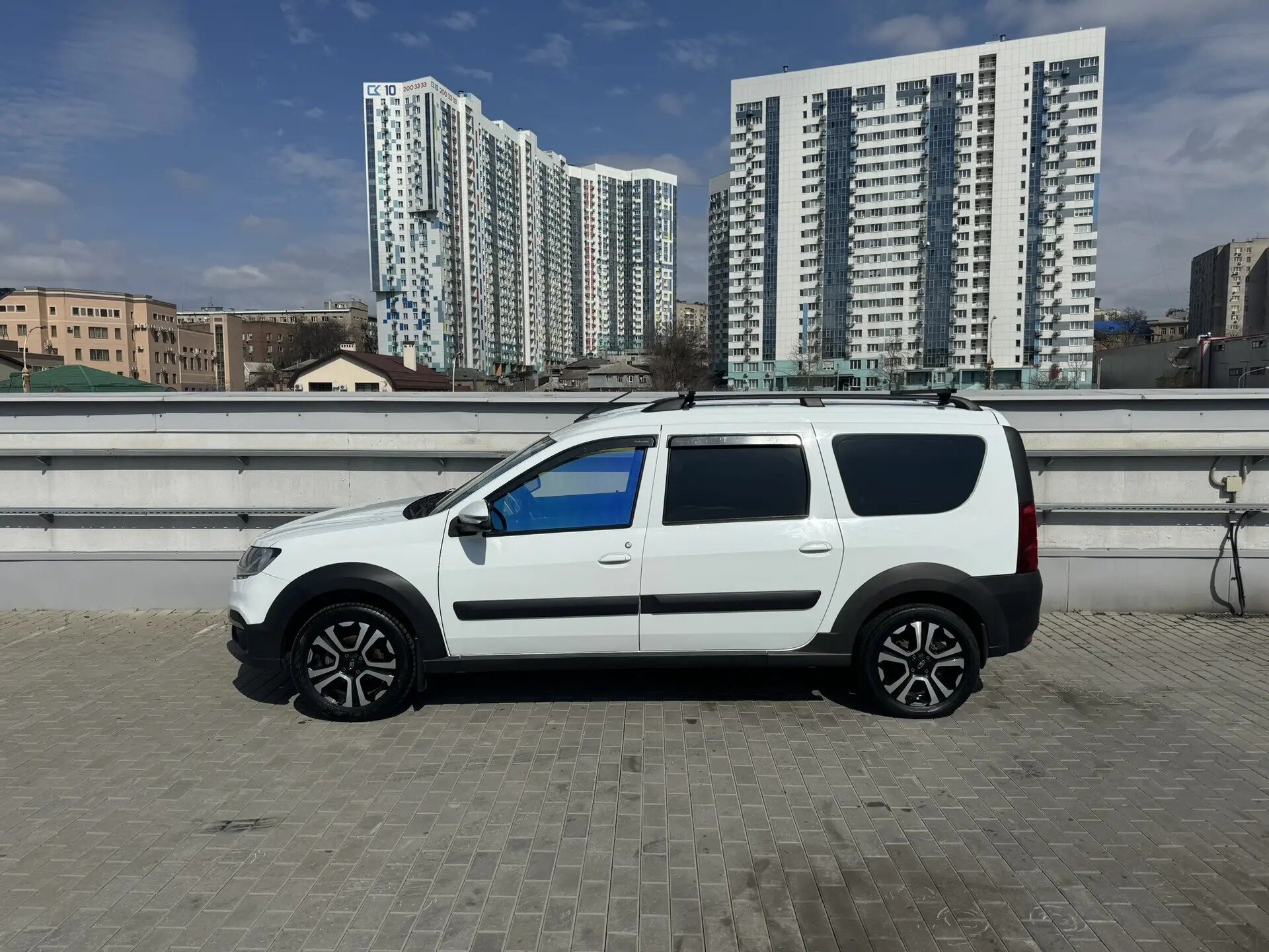Lada (ВАЗ) Largus, I Рестайлинг 2021 Lada (ВАЗ) Largus, I Рестайлинг 2021