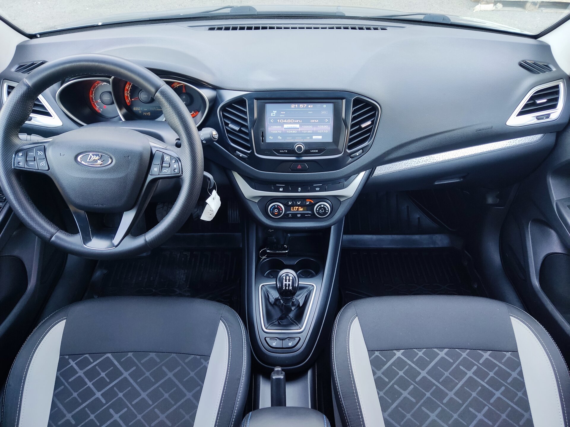 Lada (ВАЗ) Vesta, I 2019