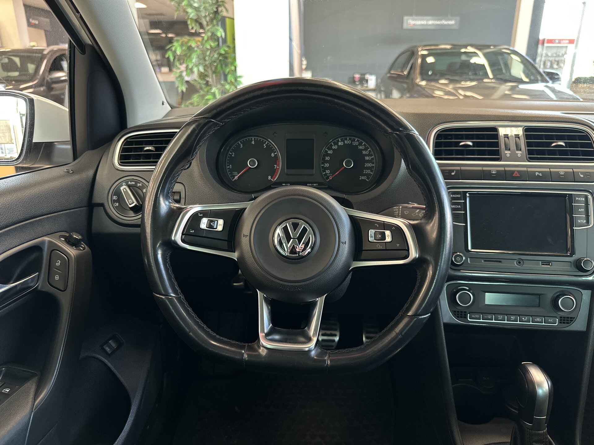 Volkswagen Polo, V Рестайлинг 2018