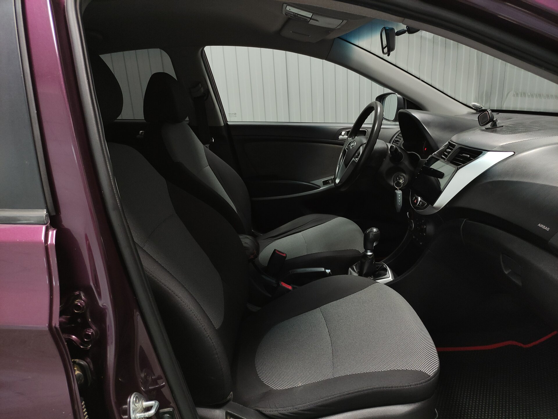 Hyundai Solaris, I 2012