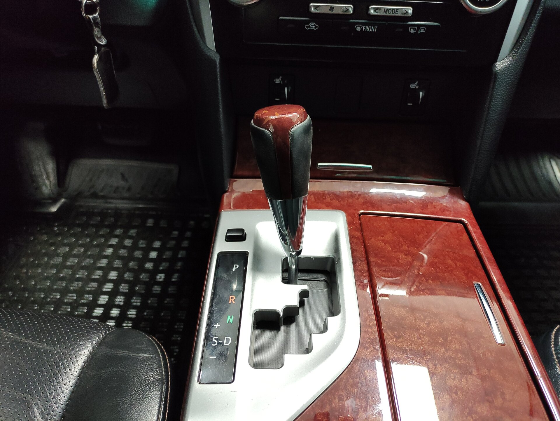 Toyota Camry, VII (XV50) 2012