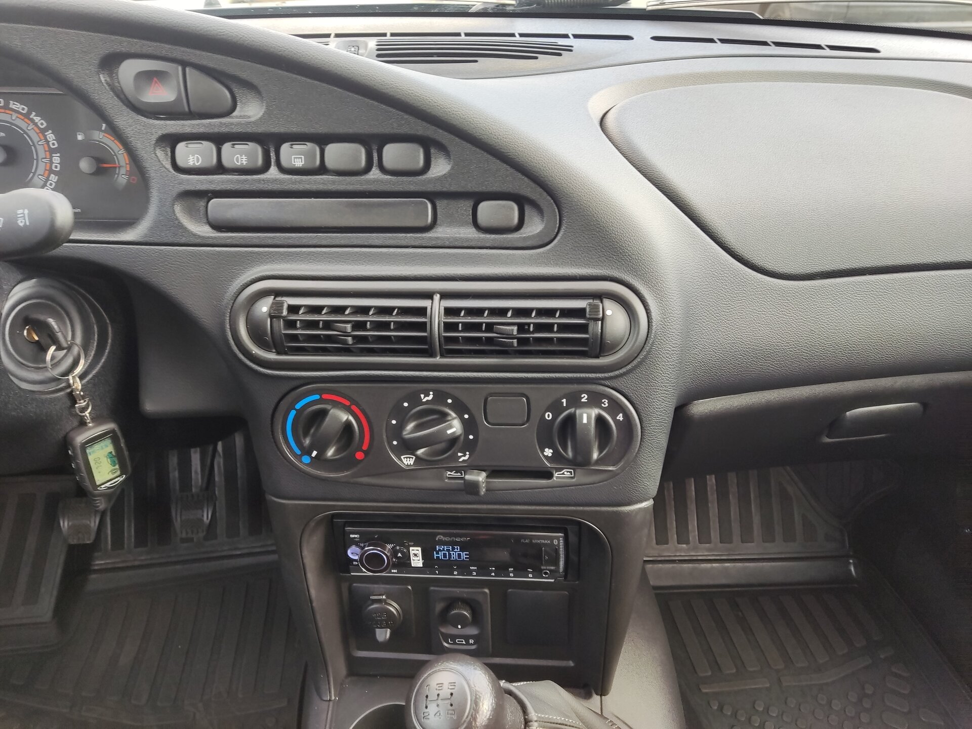 Lada (ВАЗ) Niva Travel, I 2023 Lada (ВАЗ) Niva Travel, I 2023