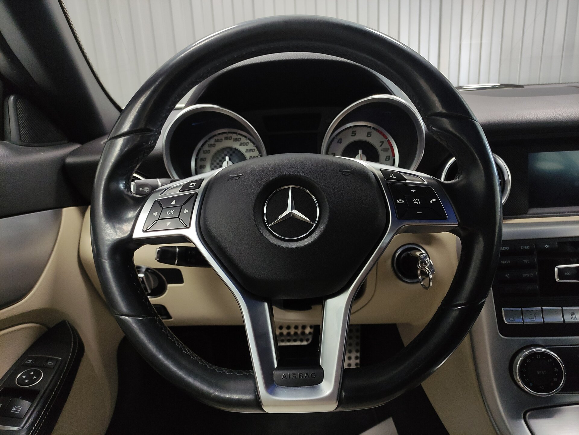 Mercedes-Benz SLK-Класс, III (R172) 2015 Mercedes-Benz SLK-Класс, III (R172) 2015